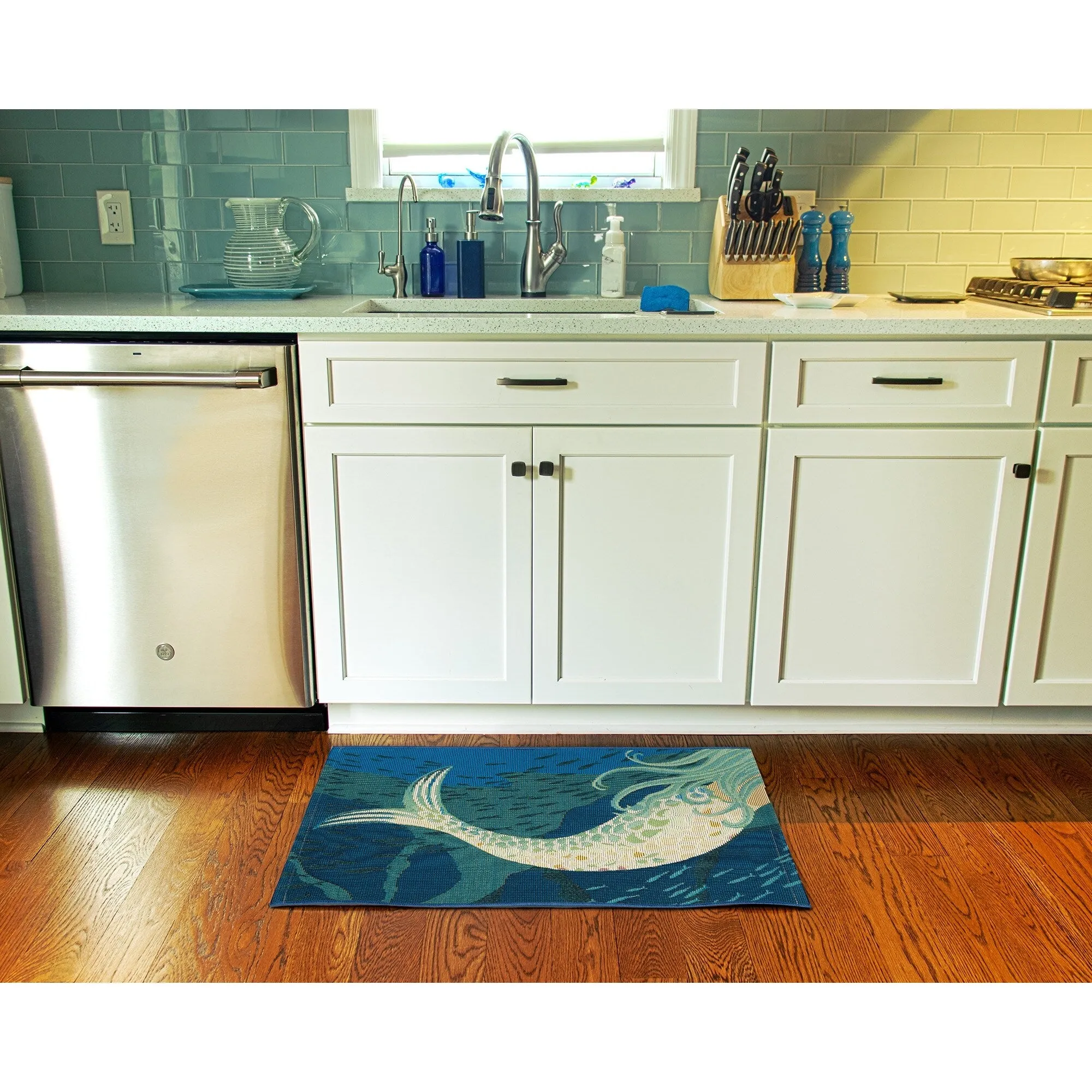 Liora Manne Esencia Mermaids Are Real Indoor/Outdoor Mat