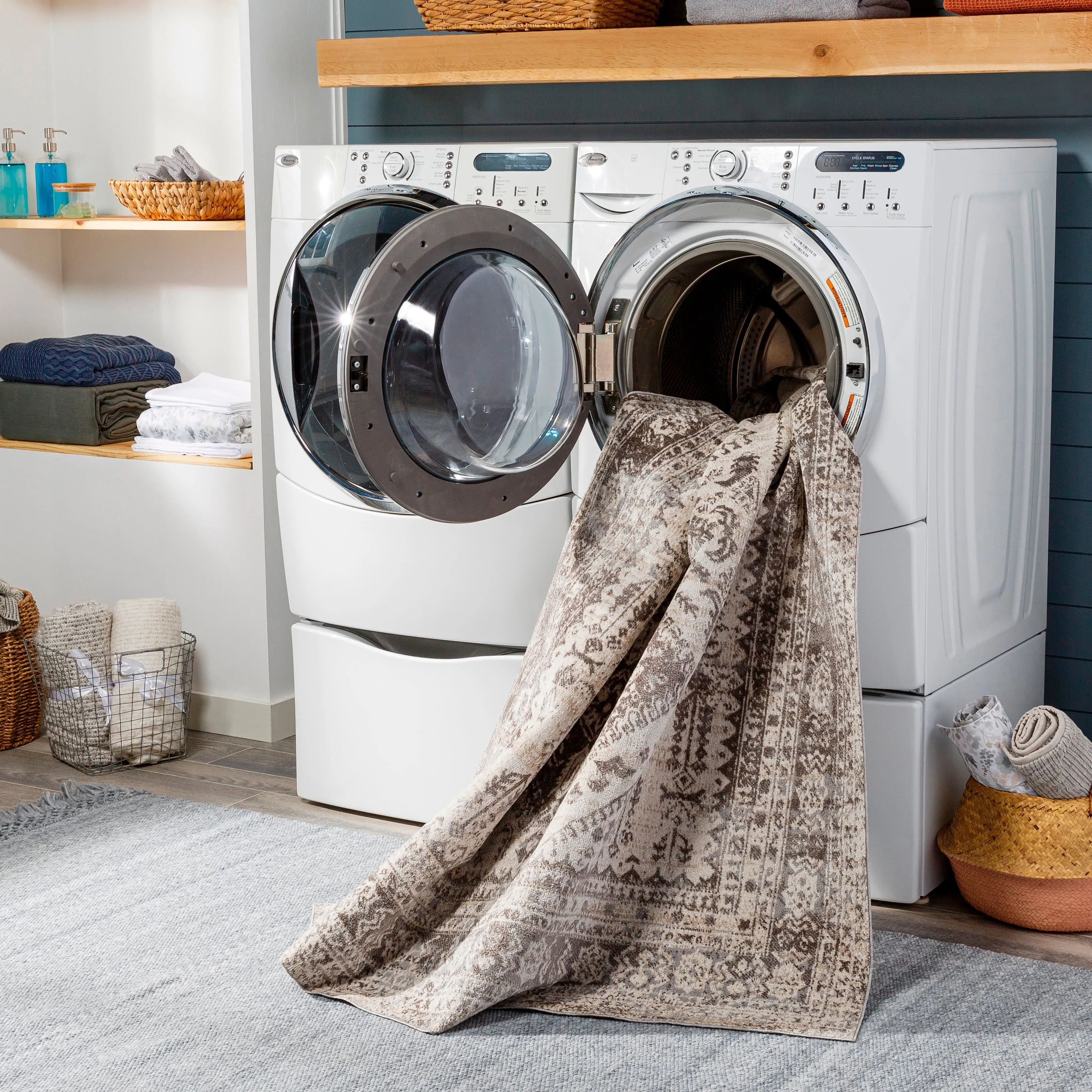 Livabliss Ambridge Machine Washable Traditional Diamond Area Rug