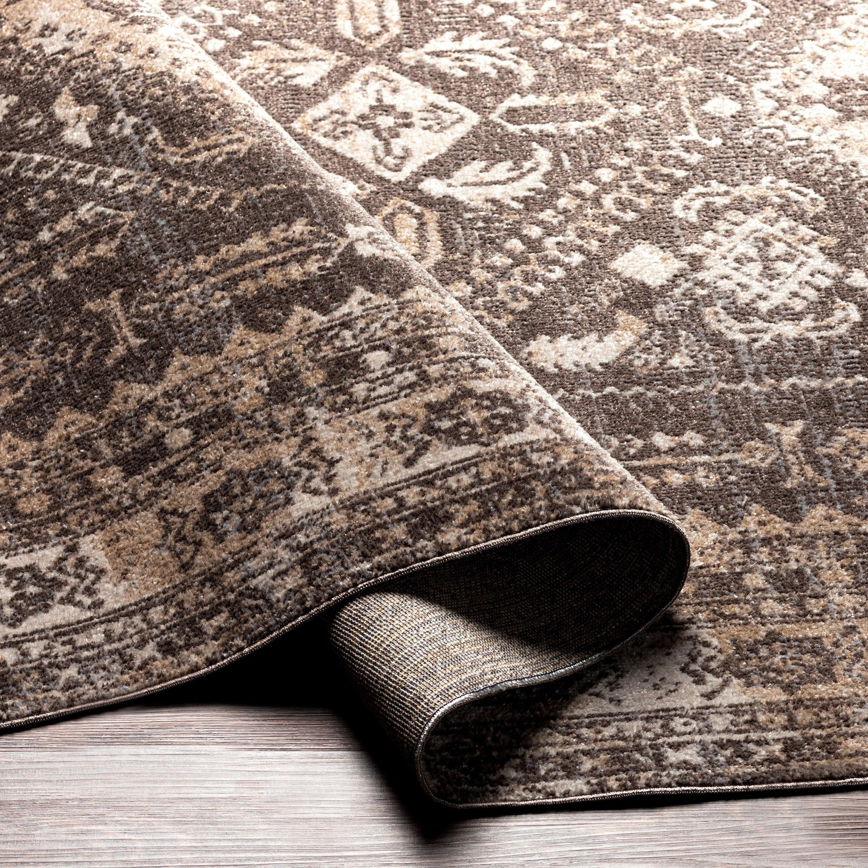 Livabliss Ambridge Machine Washable Traditional Diamond Area Rug