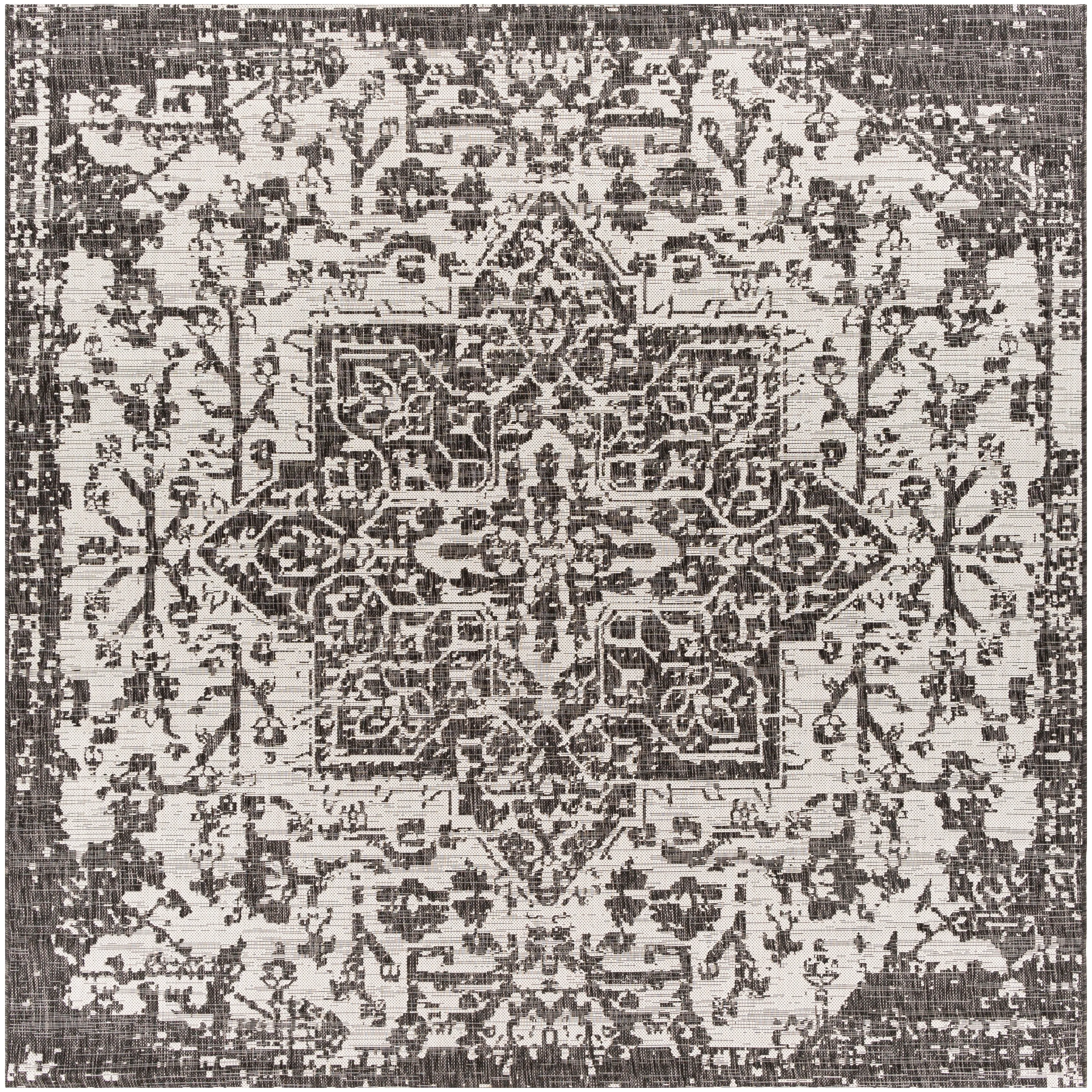 Livabliss Andell Indoor/ Outdoor Vintage Medallion Area Rug