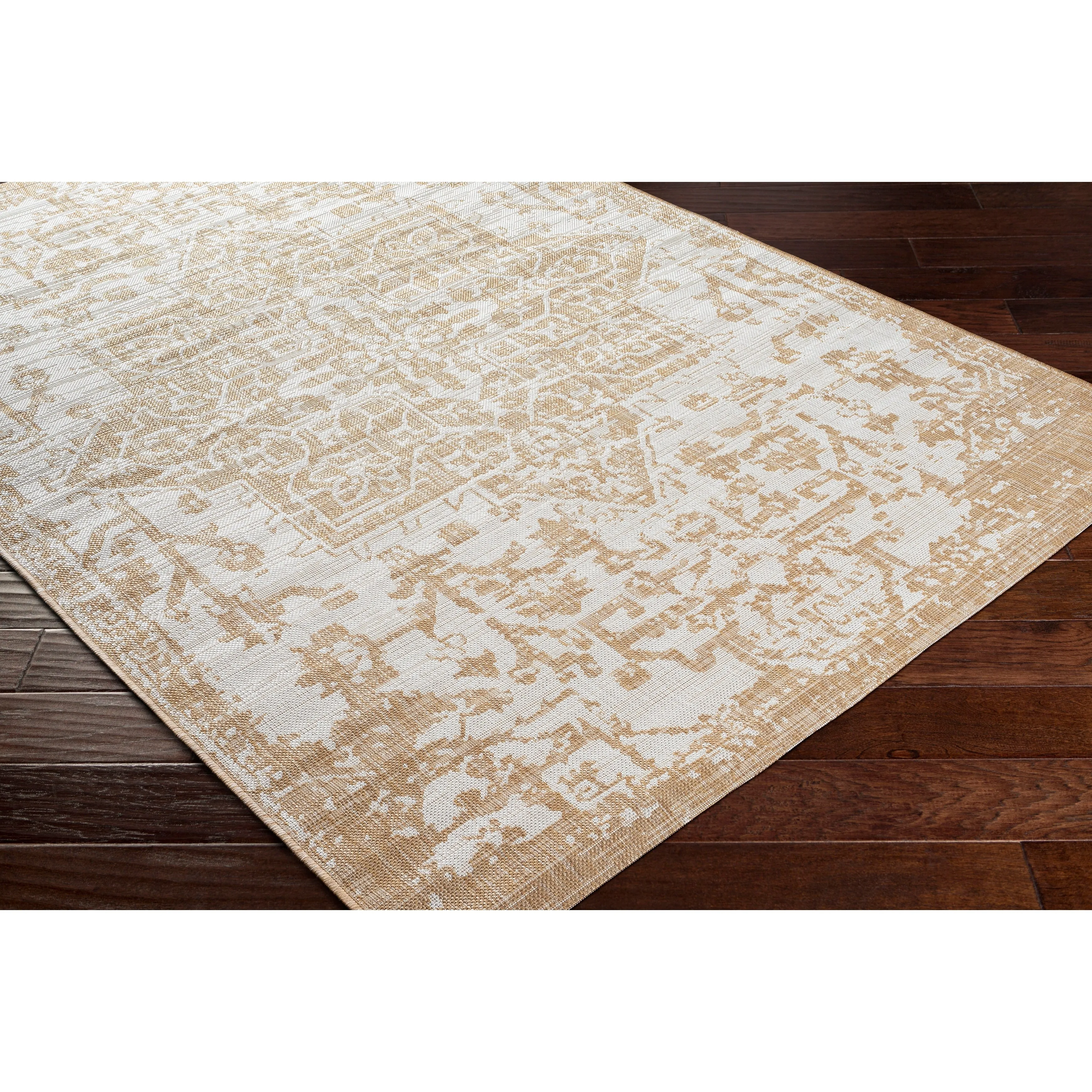 Livabliss Andell Indoor/ Outdoor Vintage Medallion Area Rug