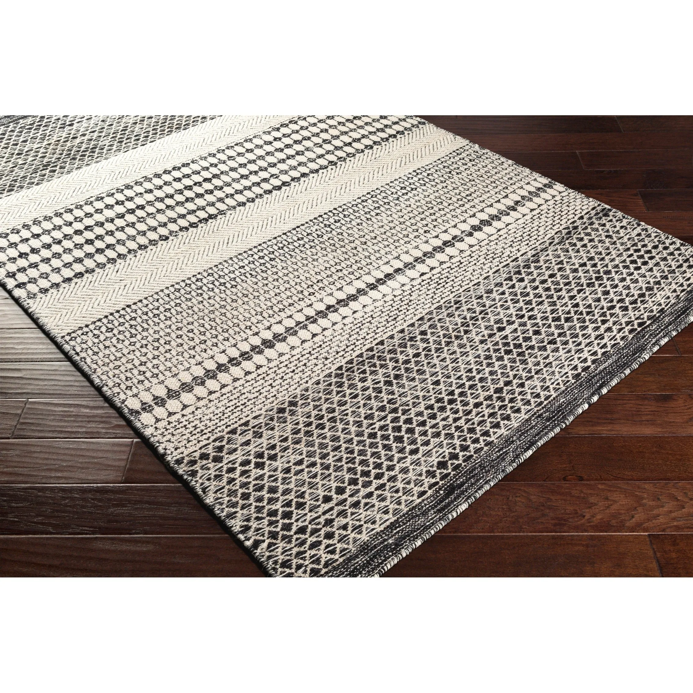 Livabliss Artuqid Handmade Boho Geometric Wool Area Rug