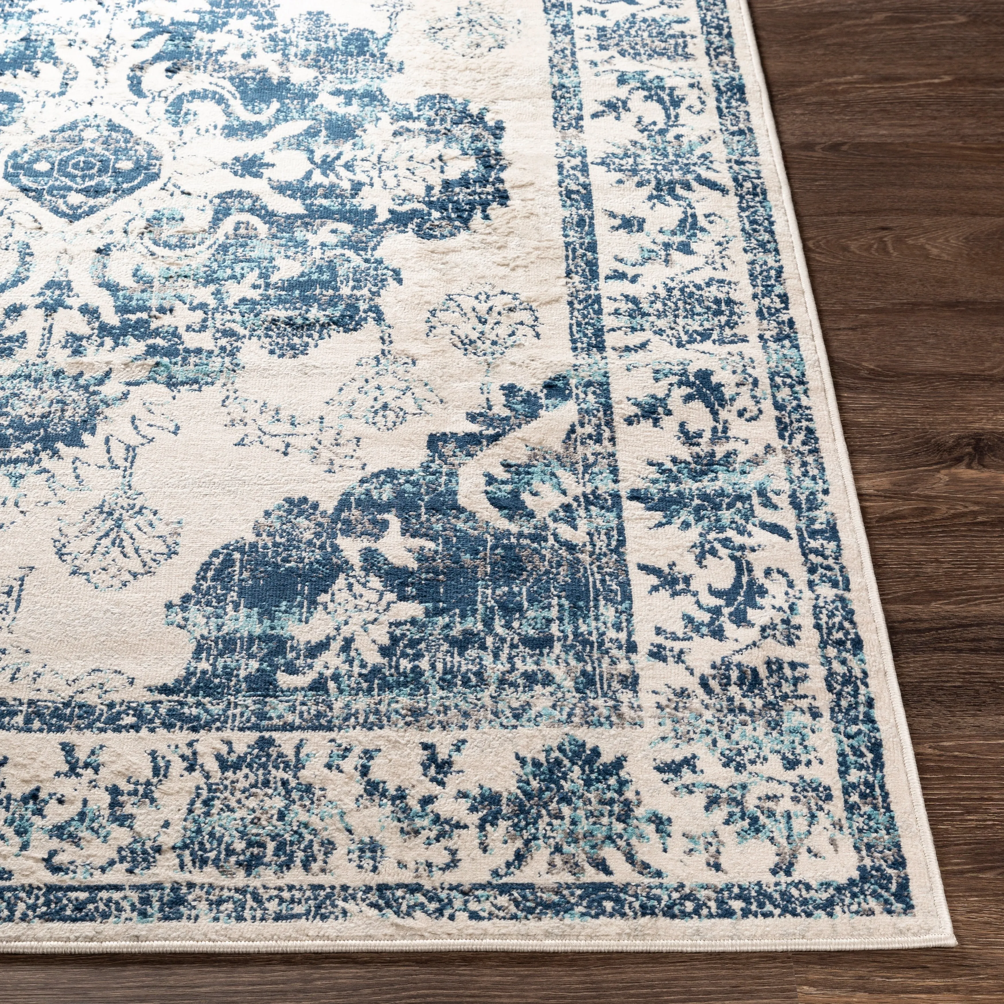 Livabliss Bellflower Distressed Oriental Area Rug