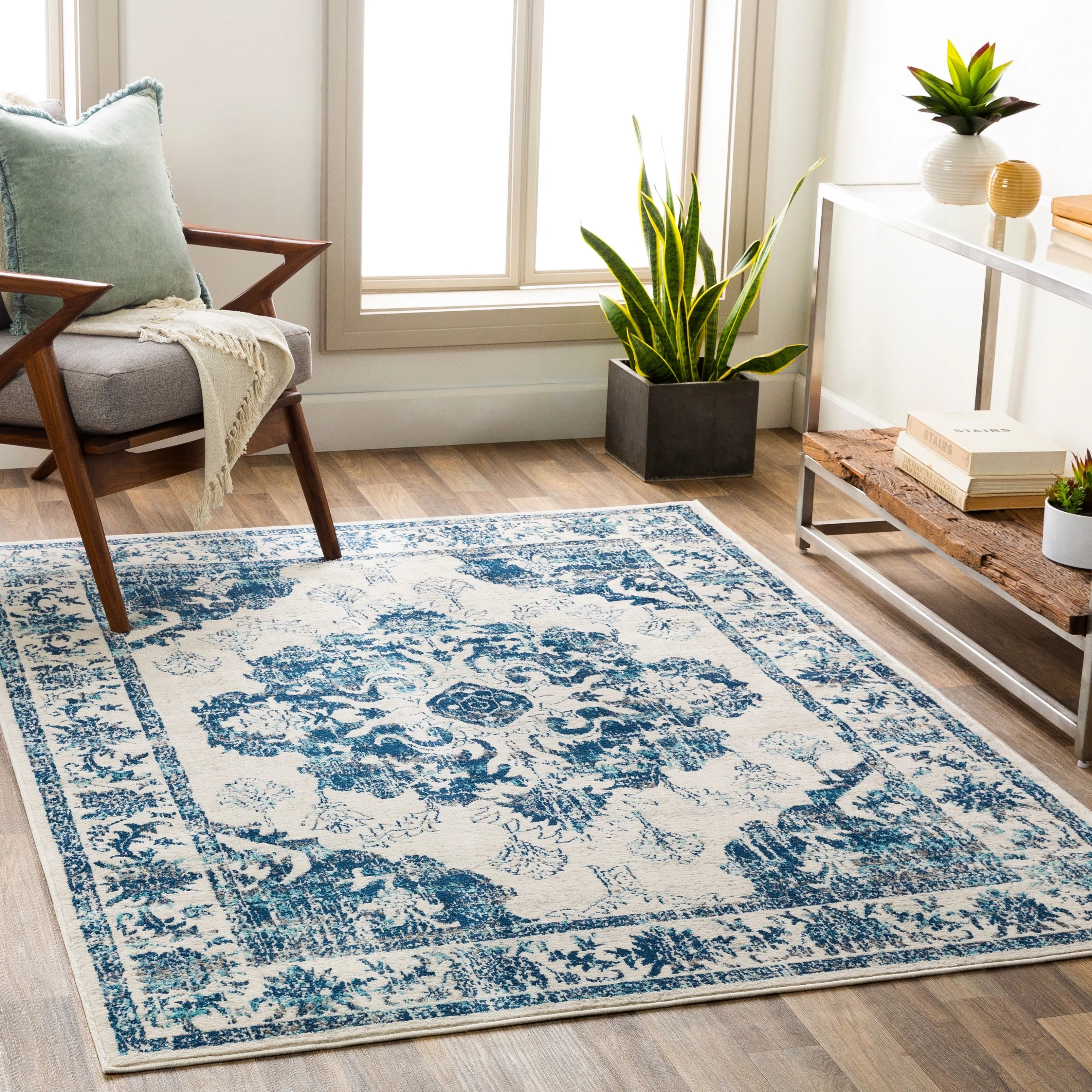 Livabliss Bellflower Distressed Oriental Area Rug
