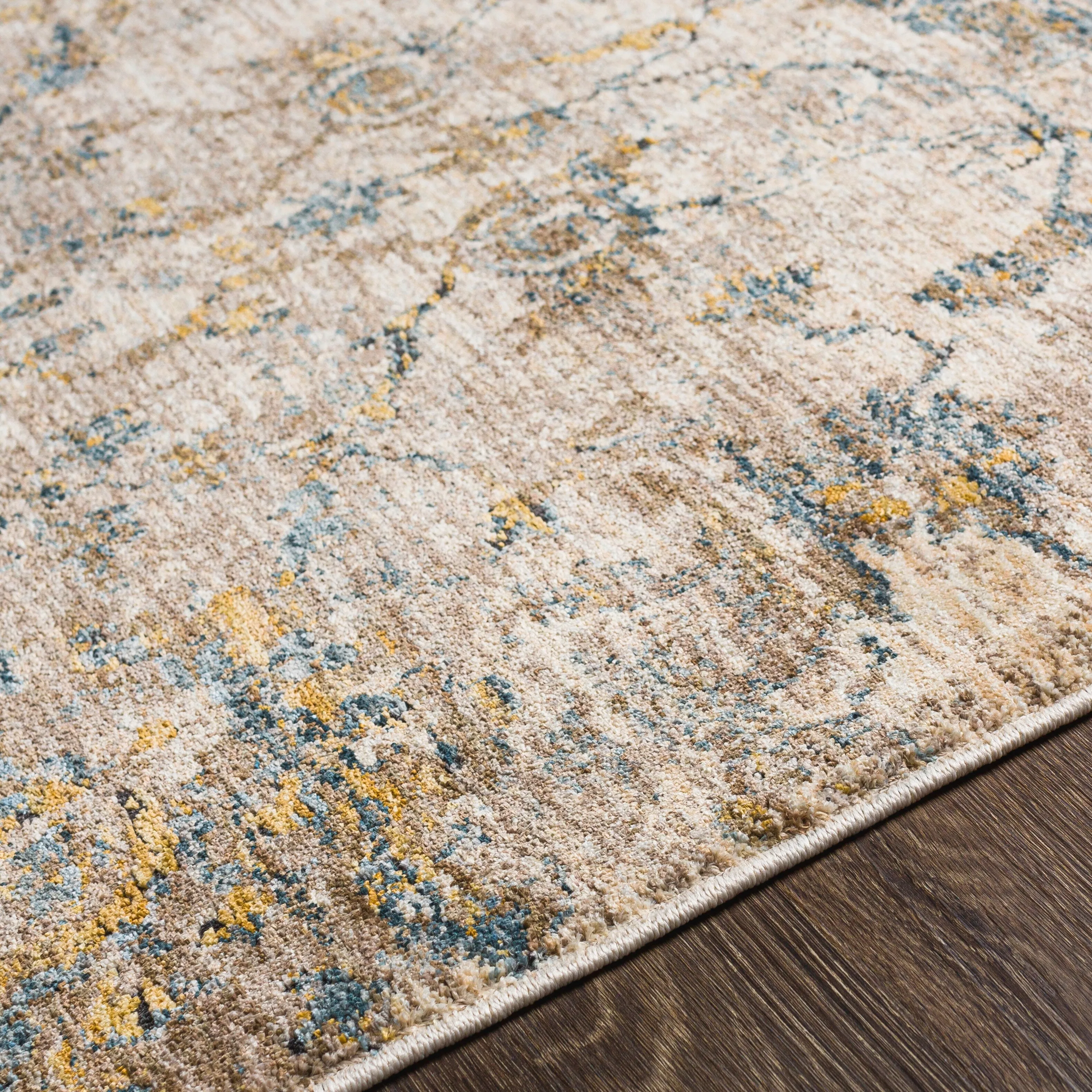 Livabliss Boudine Traditional Area Rug