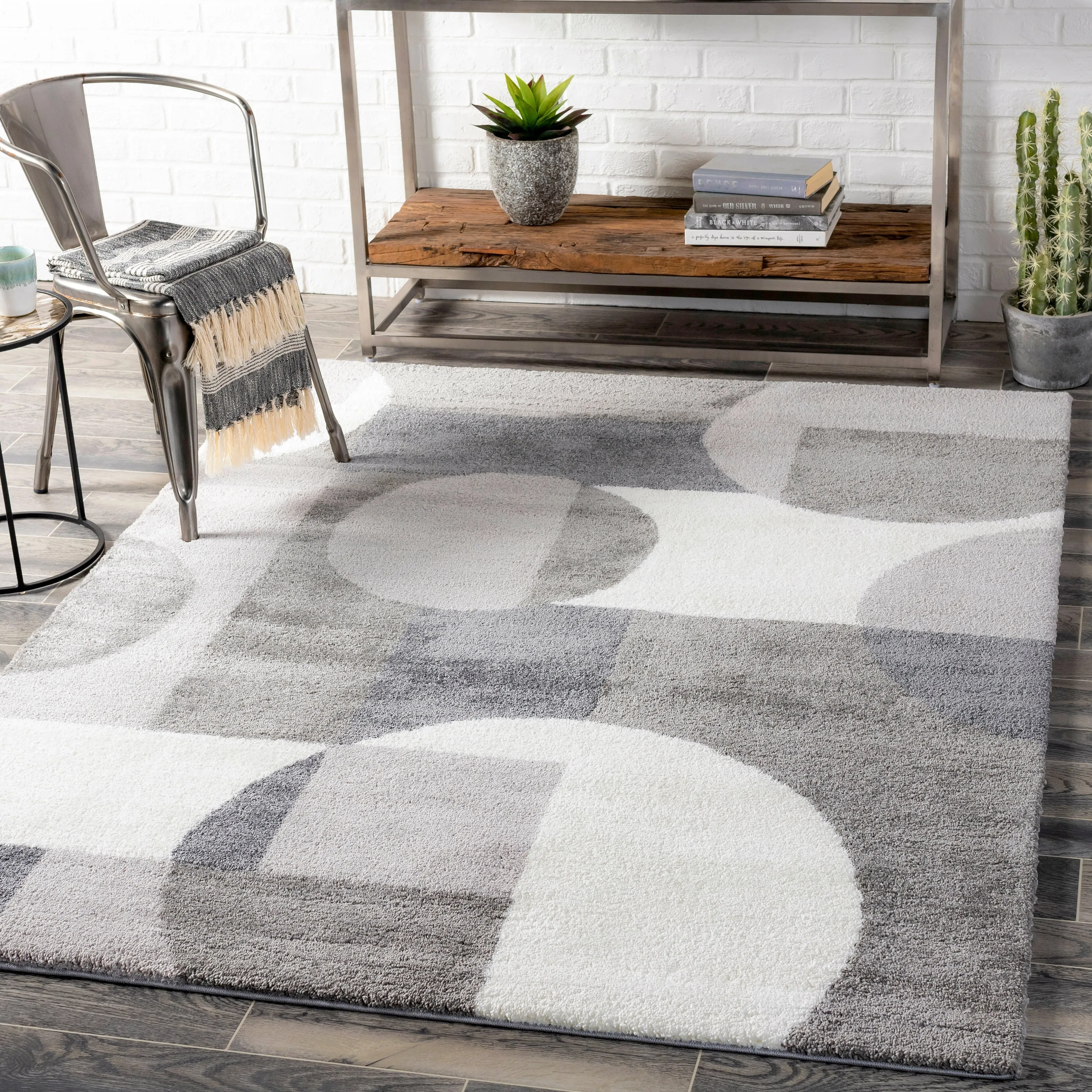 Livabliss Bullette Modern Plush Area Rug