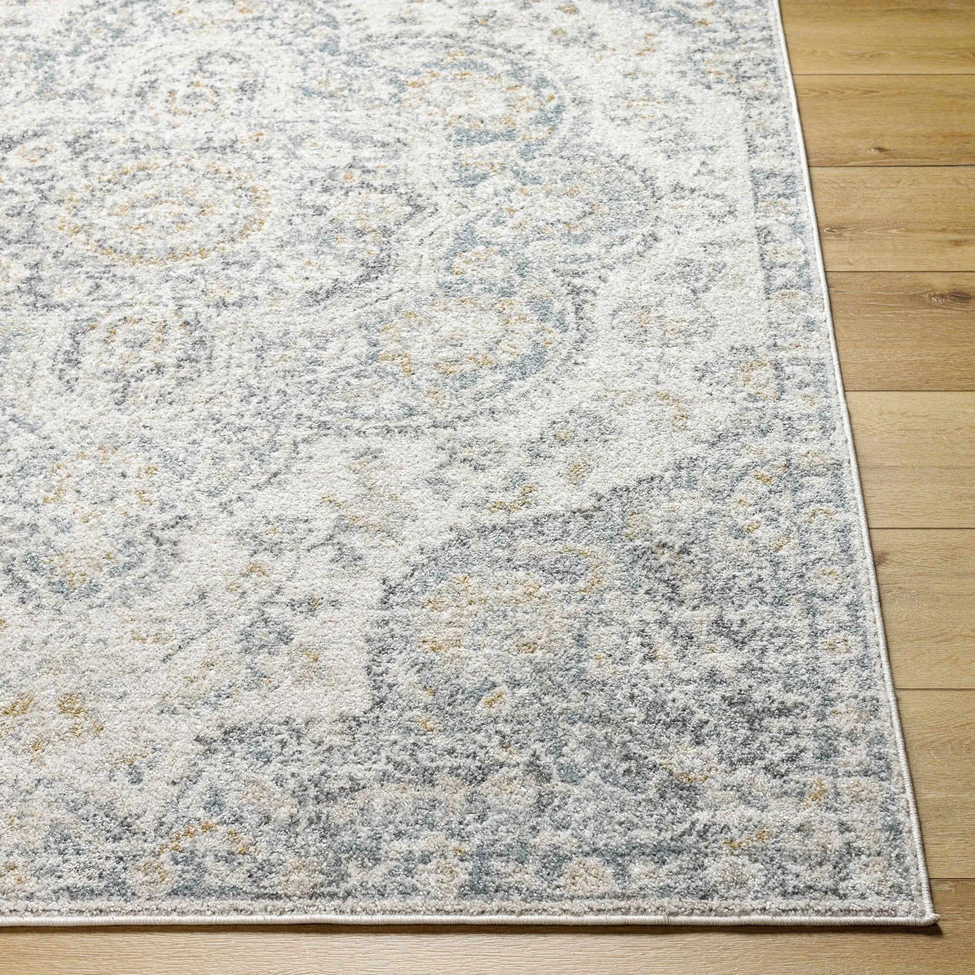 Livabliss Elaziz Updated Traditional Medallion Area Rug
