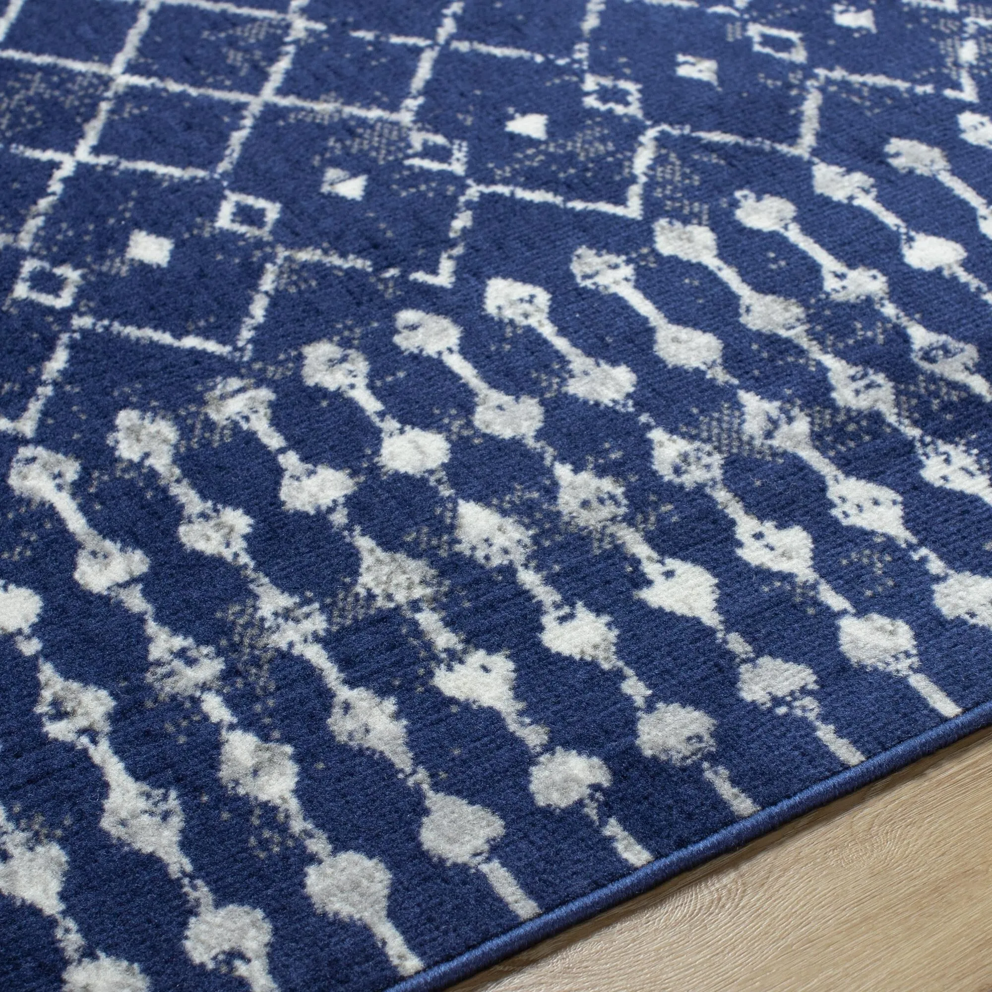 Livabliss Elia Moroccan Trellis Area Rug