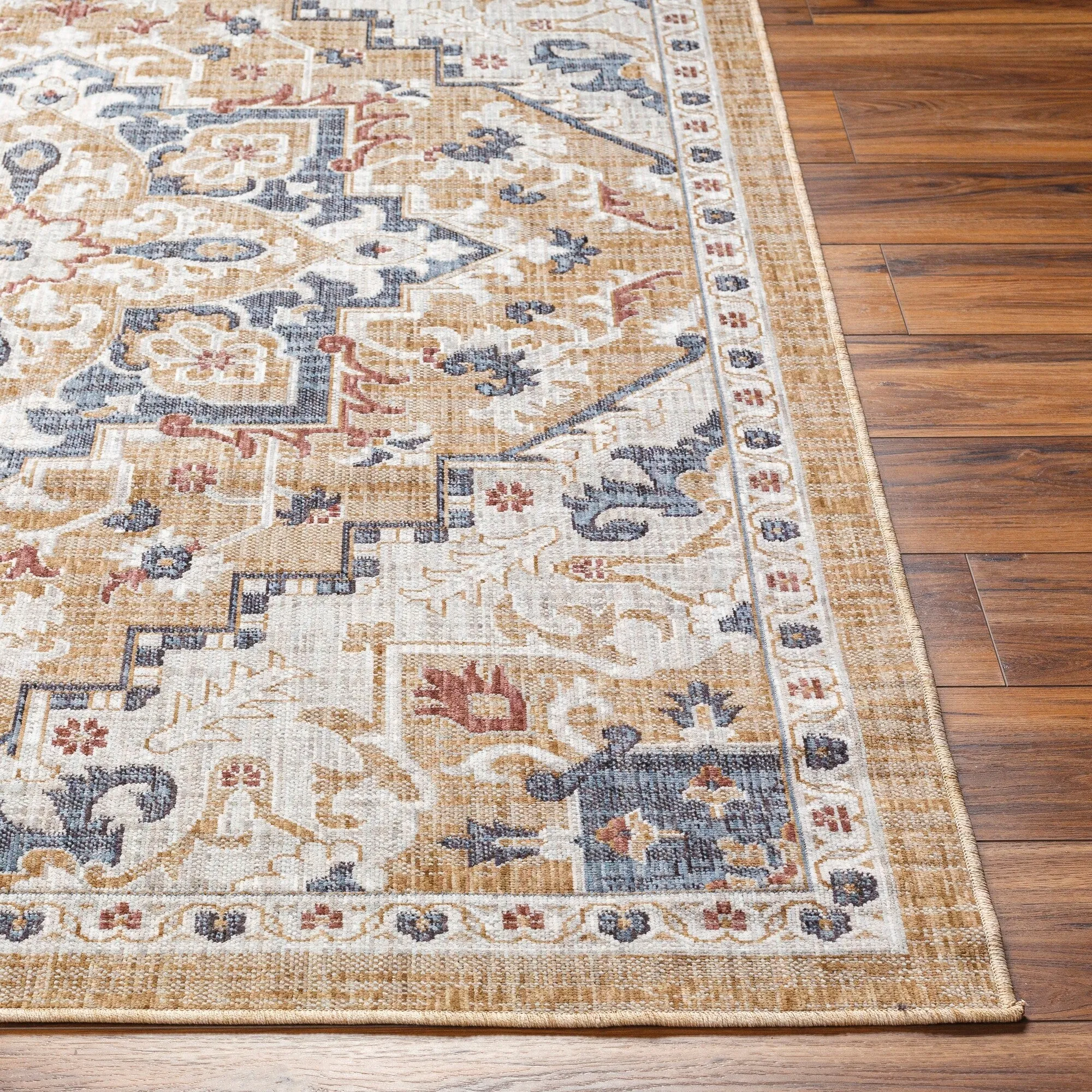 Livabliss Juliet Traditional Recycled Indoor / Outdoor Area Rug