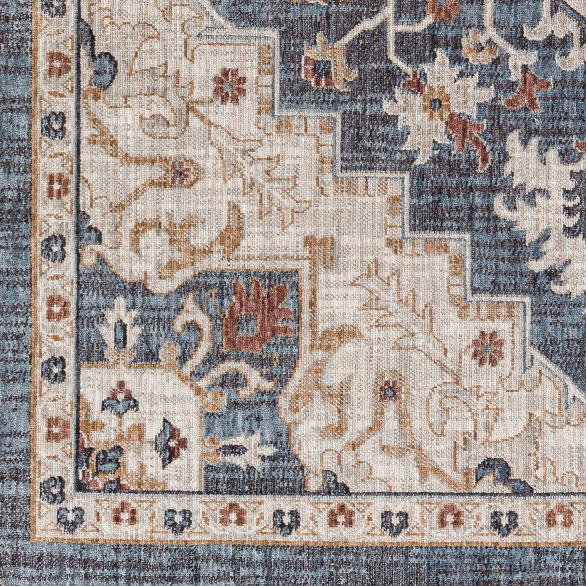 Livabliss Juliet Traditional Recycled Indoor / Outdoor Area Rug