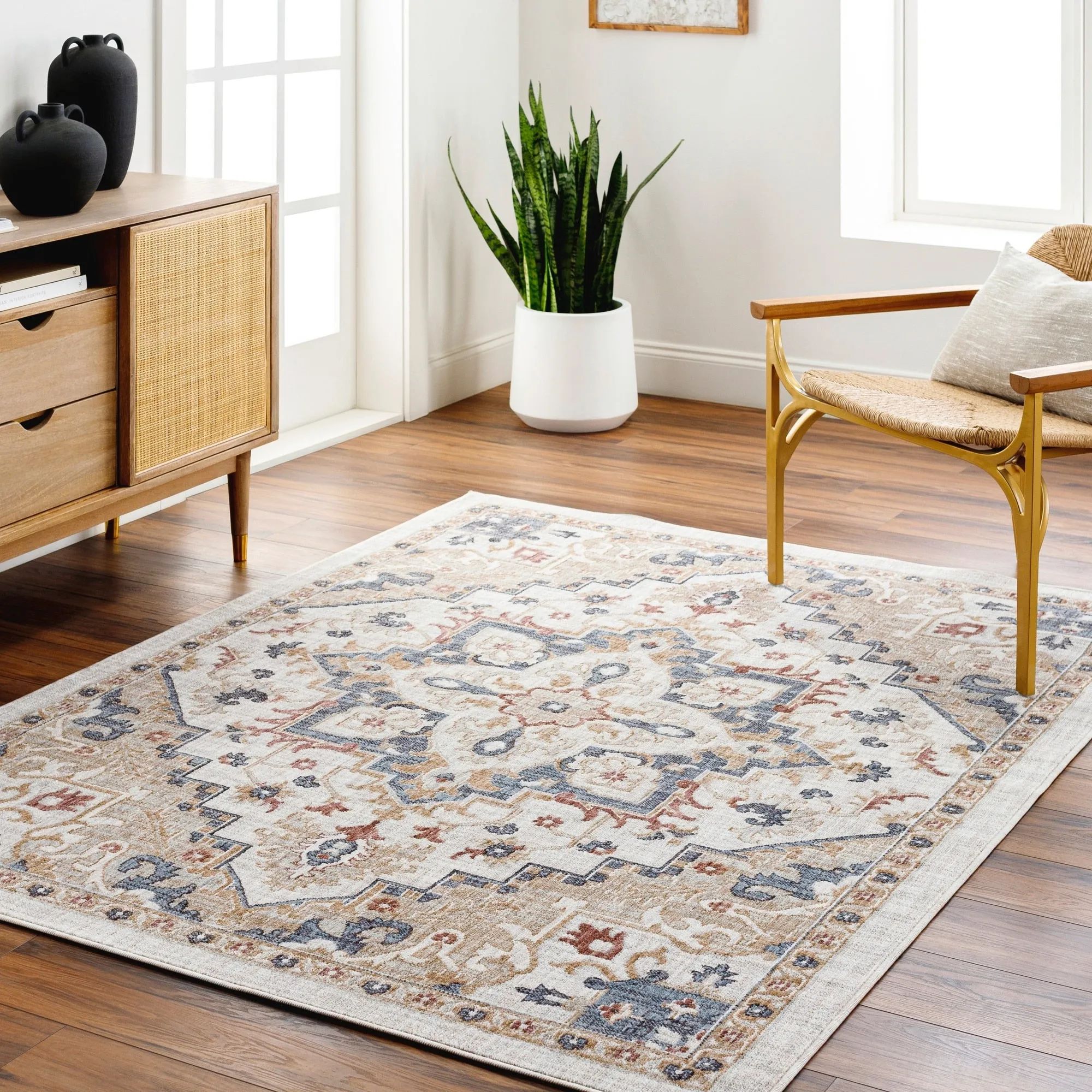 Livabliss Juliet Traditional Recycled Indoor / Outdoor Area Rug