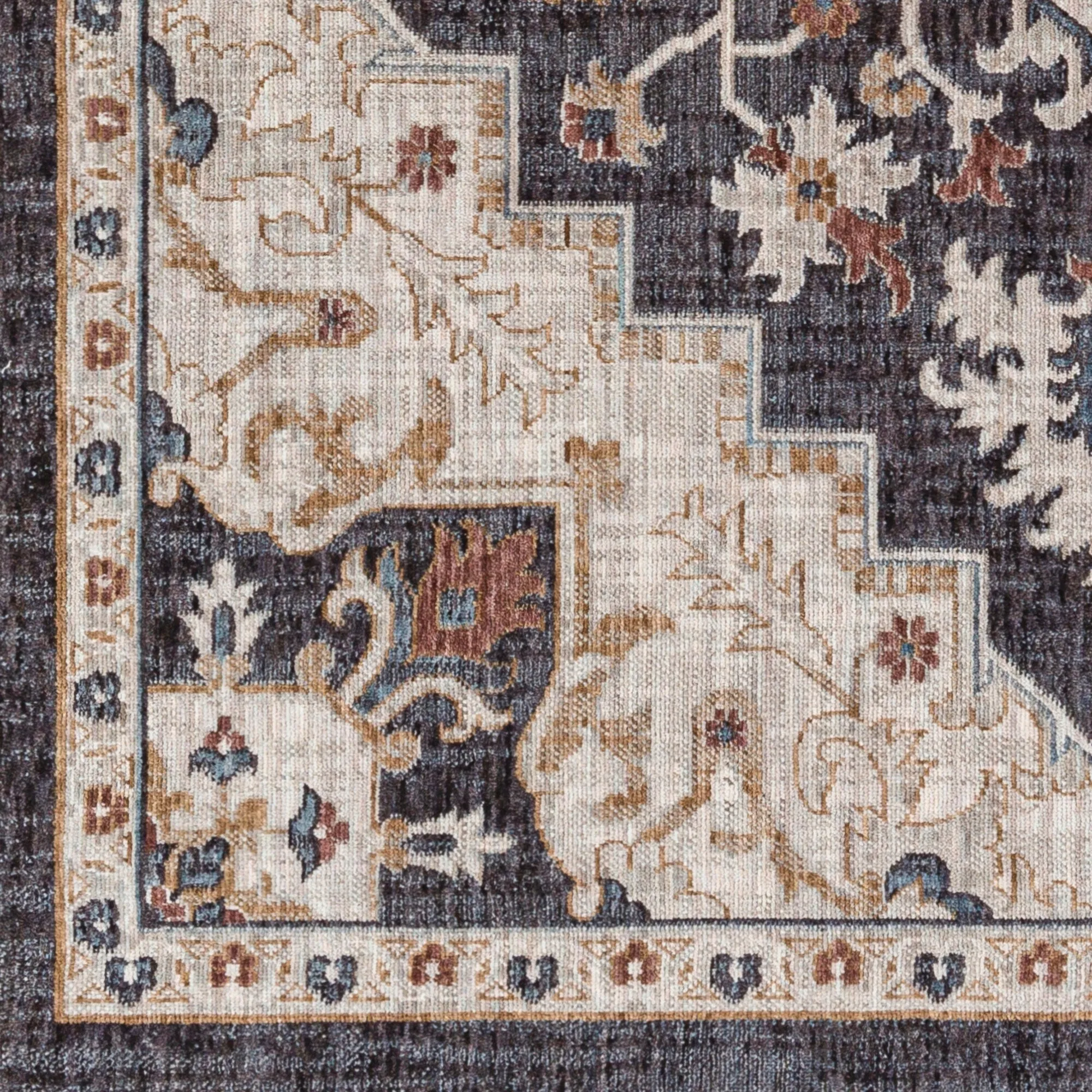 Livabliss Juliet Traditional Recycled Indoor / Outdoor Area Rug