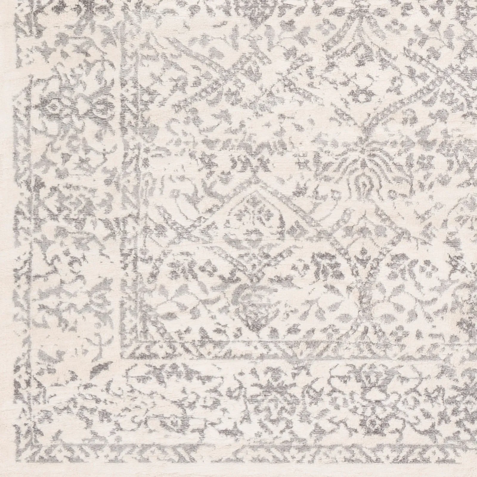 Livabliss Juventas Distressed Medallion Area Rug