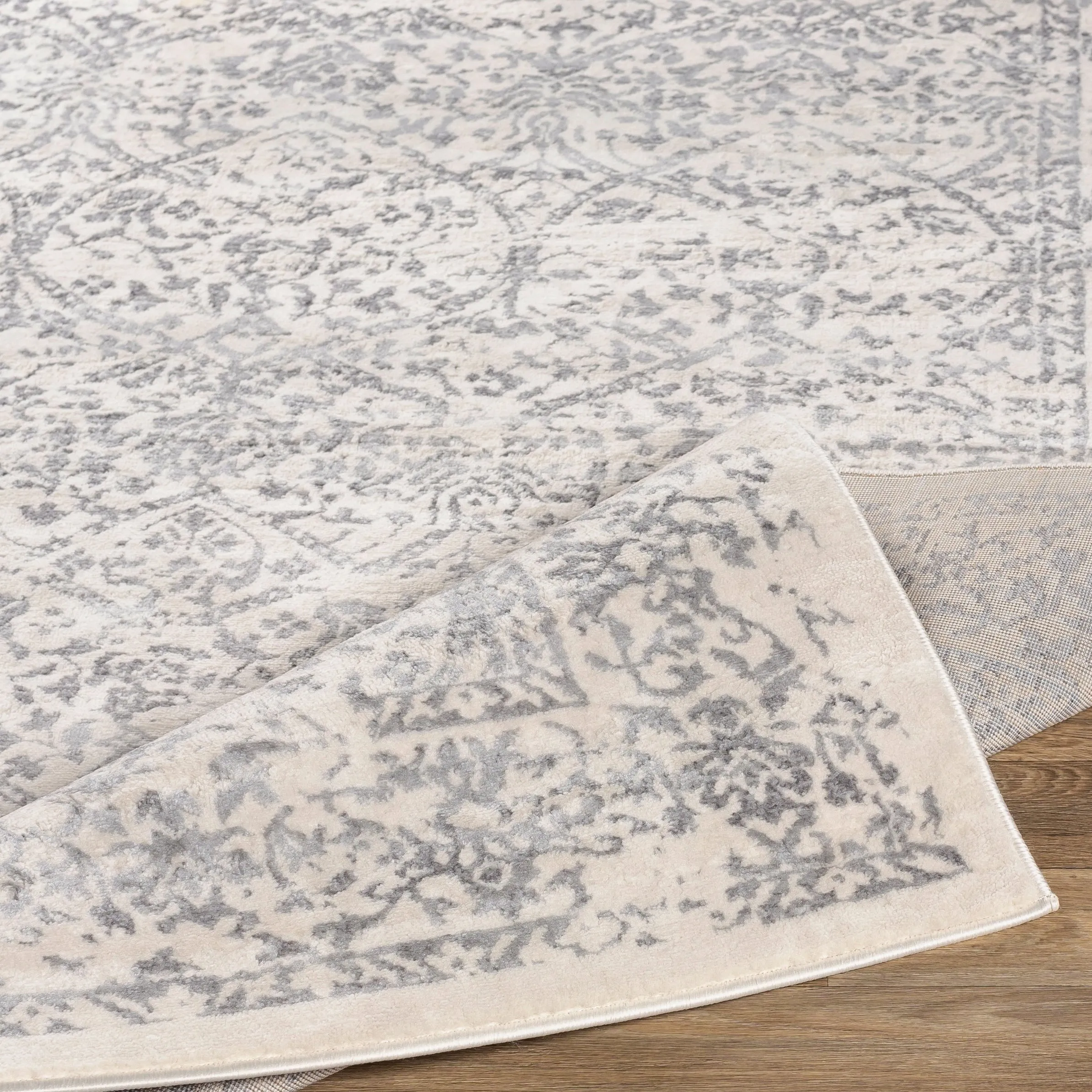 Livabliss Juventas Distressed Medallion Area Rug