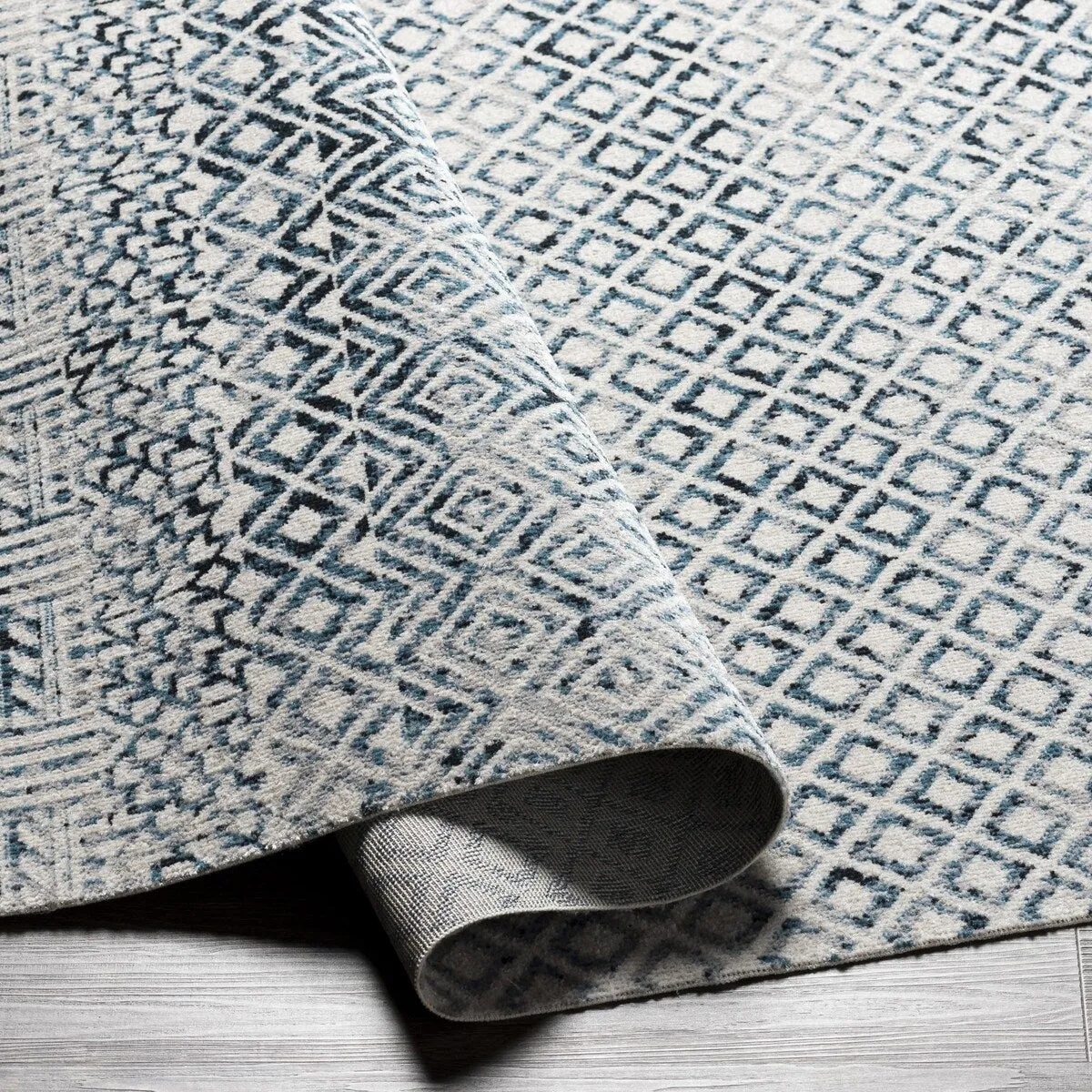 Livabliss Lavadora Global Machine Washable Area Rug