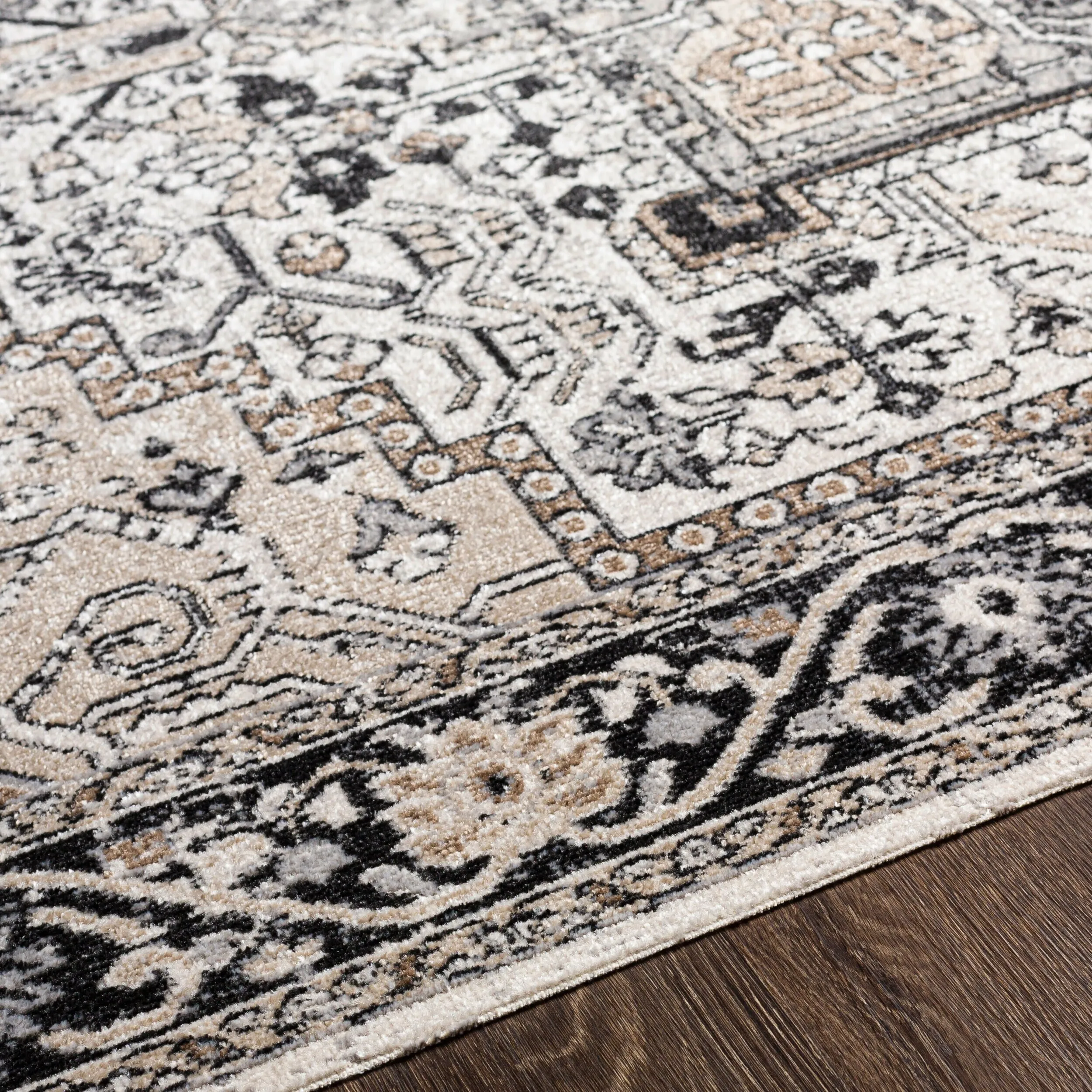 Livabliss Lavadora Updated Traditional Medallion Washable Area Rug