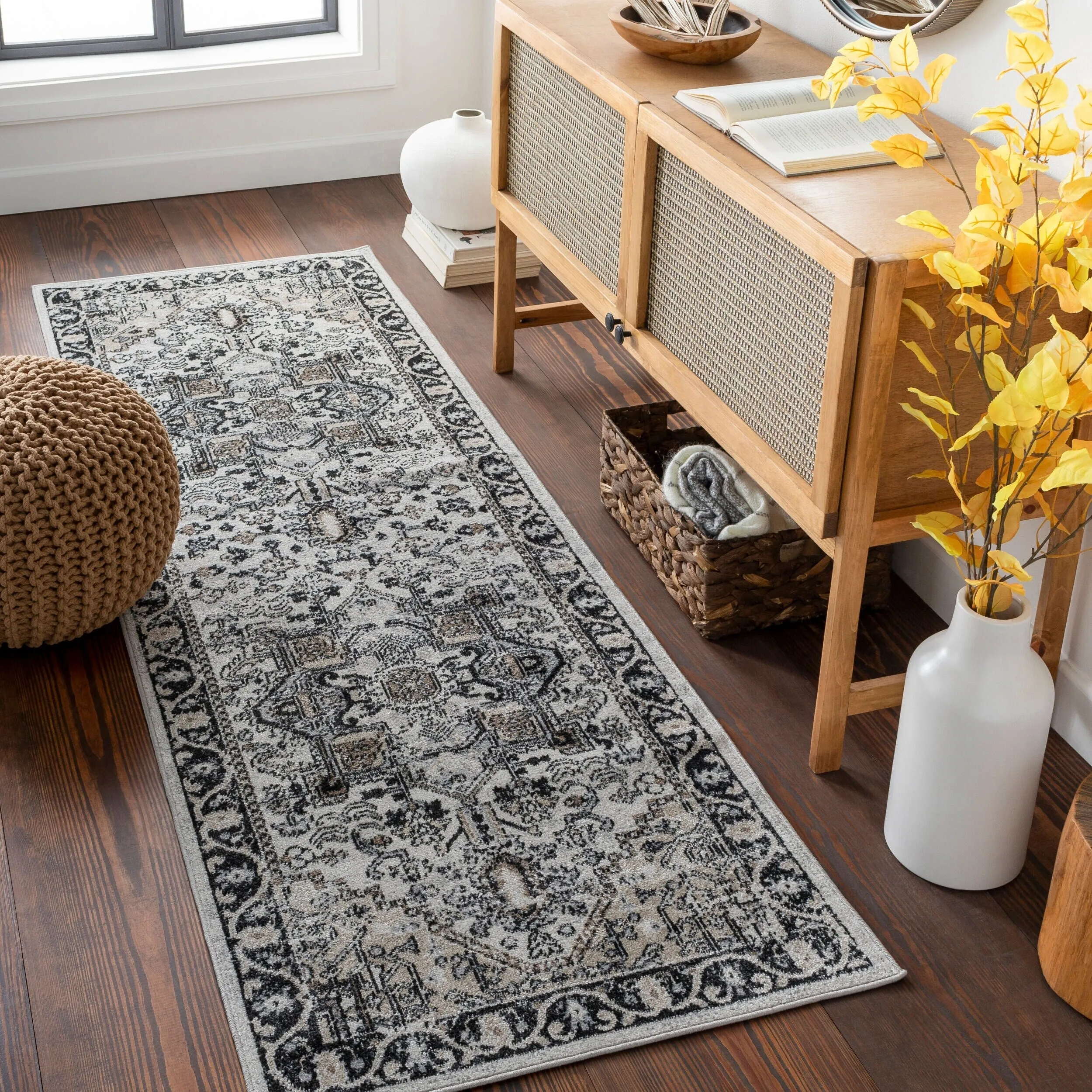 Livabliss Lavadora Updated Traditional Medallion Washable Area Rug