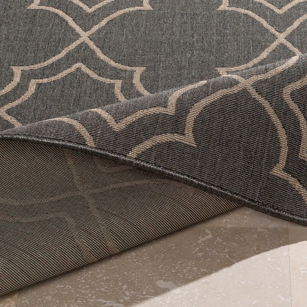 Livabliss Natasha Indoor/ Outdoor Transitional Trellis Area Rug