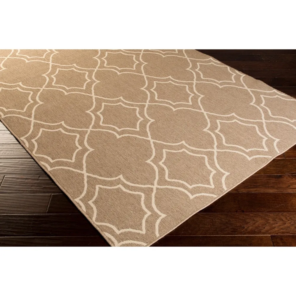 Livabliss Natasha Indoor/ Outdoor Transitional Trellis Area Rug