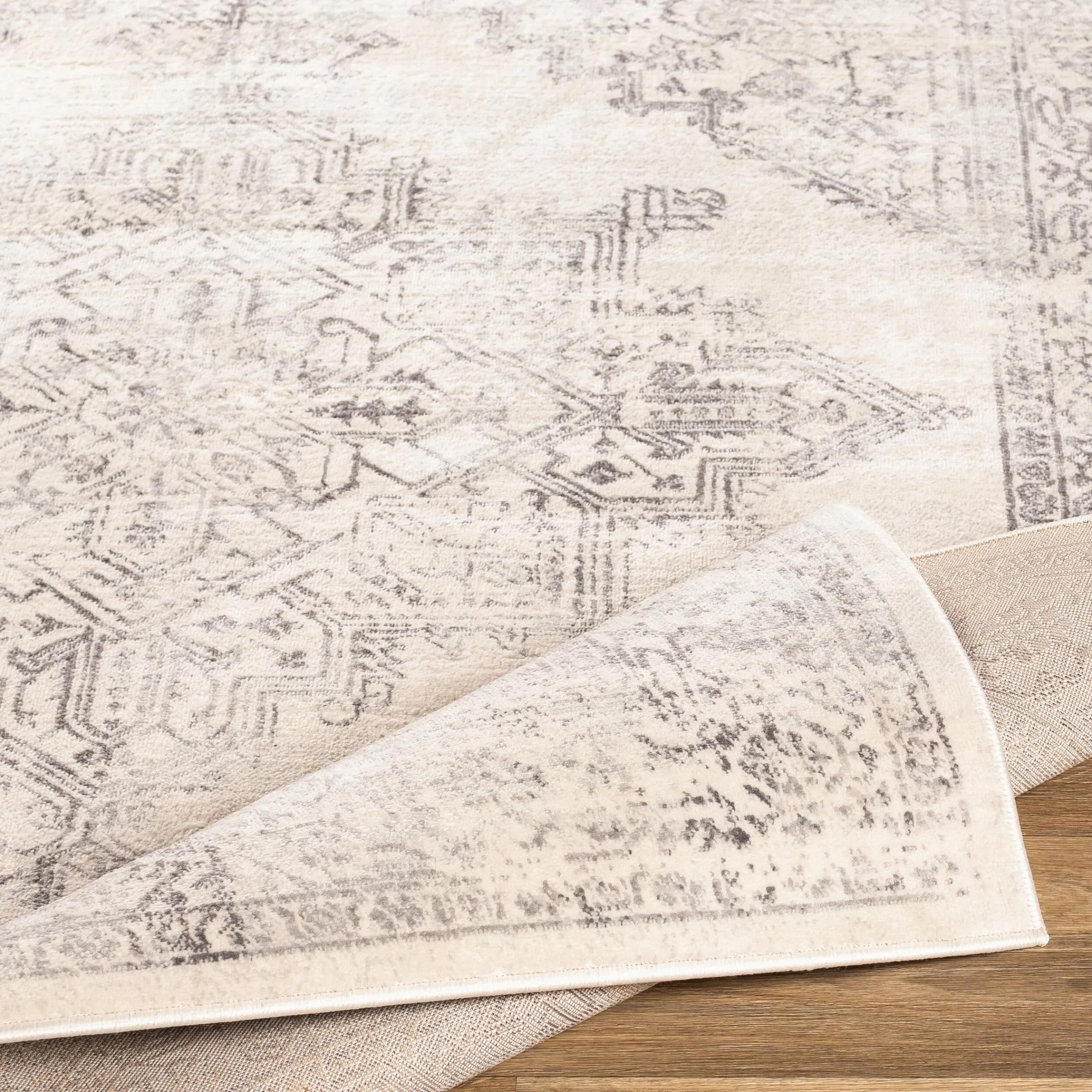 Livabliss Roma Updated Traditional Medallion Area Rug
