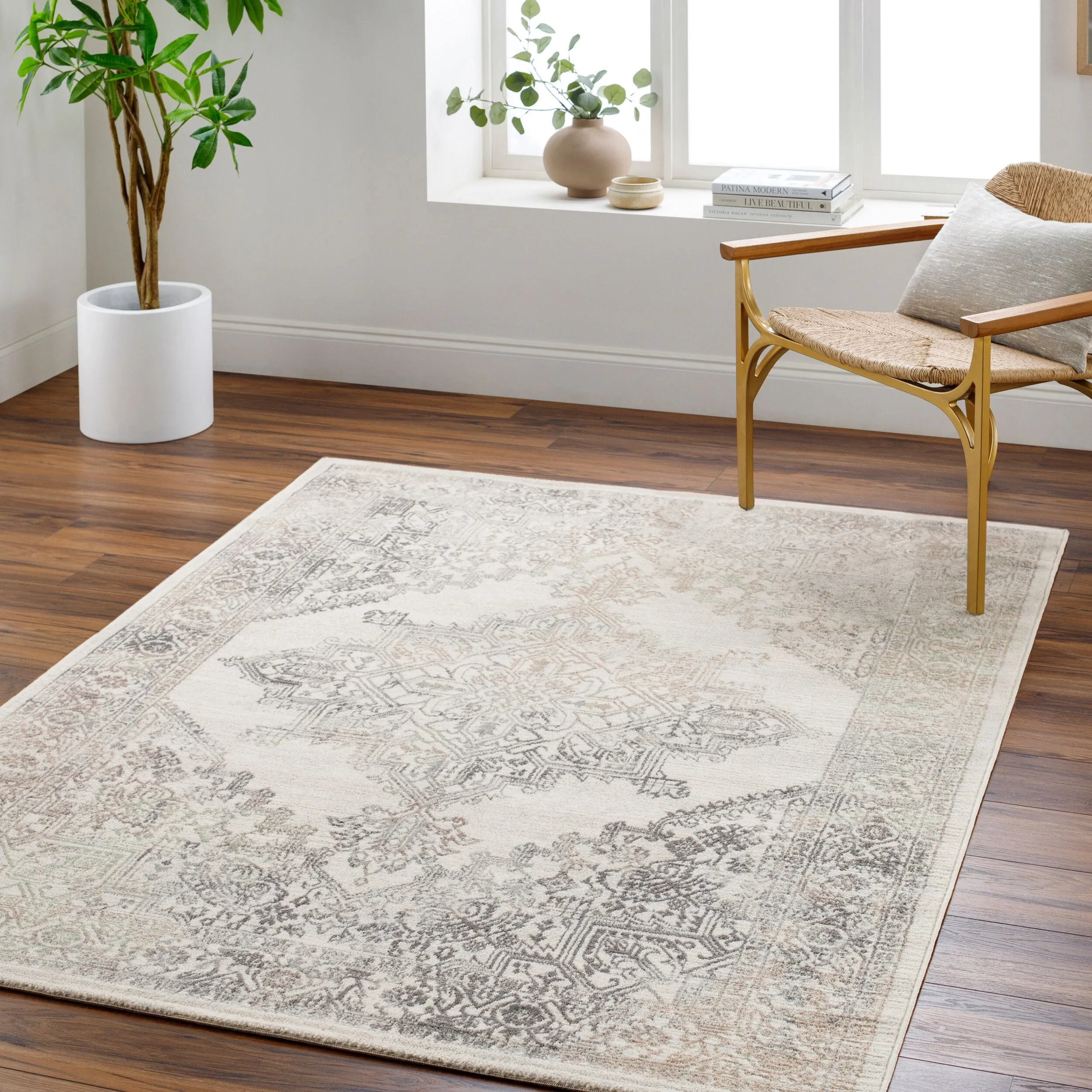 Livabliss Roma Updated Traditional Medallion Area Rug