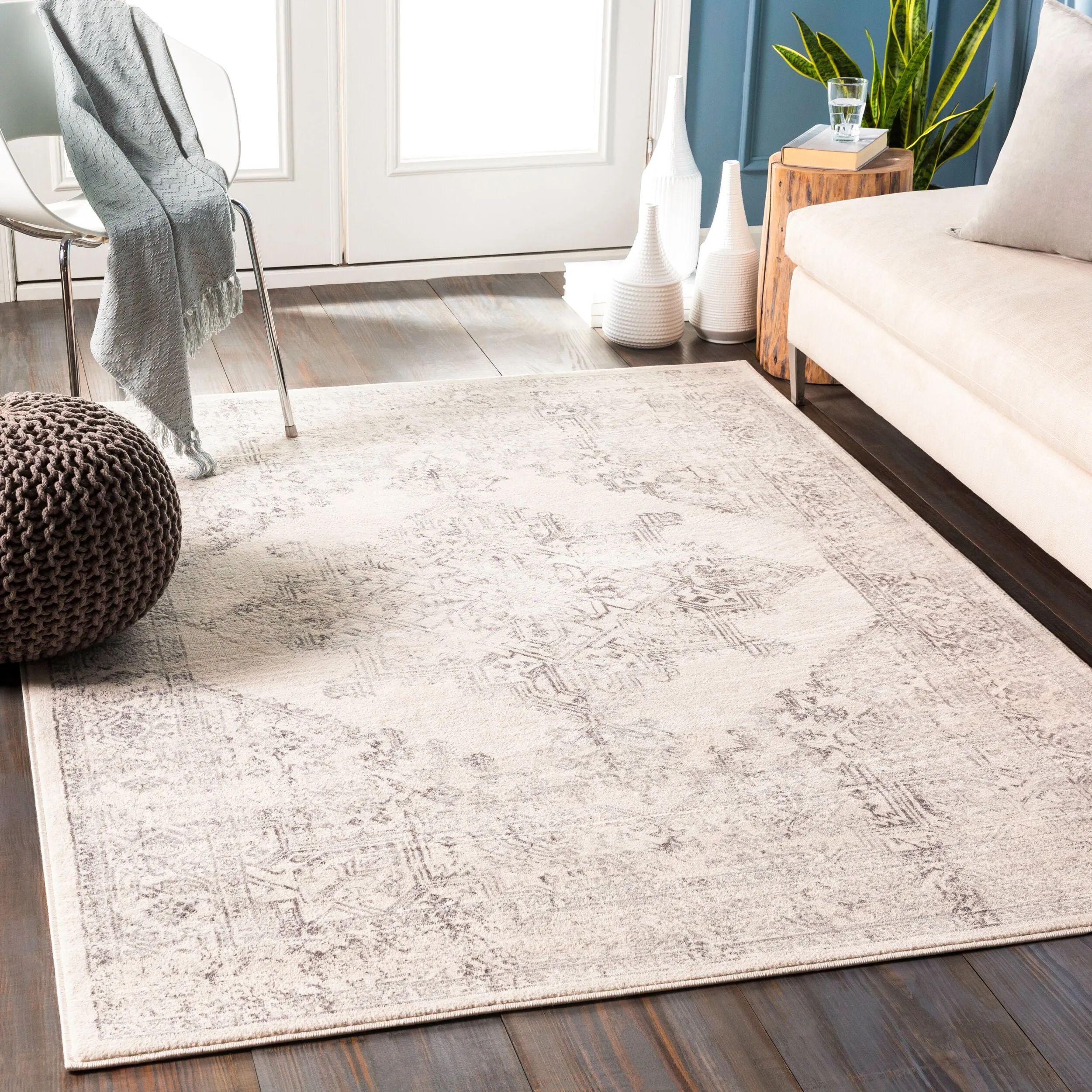 Livabliss Roma Updated Traditional Medallion Area Rug