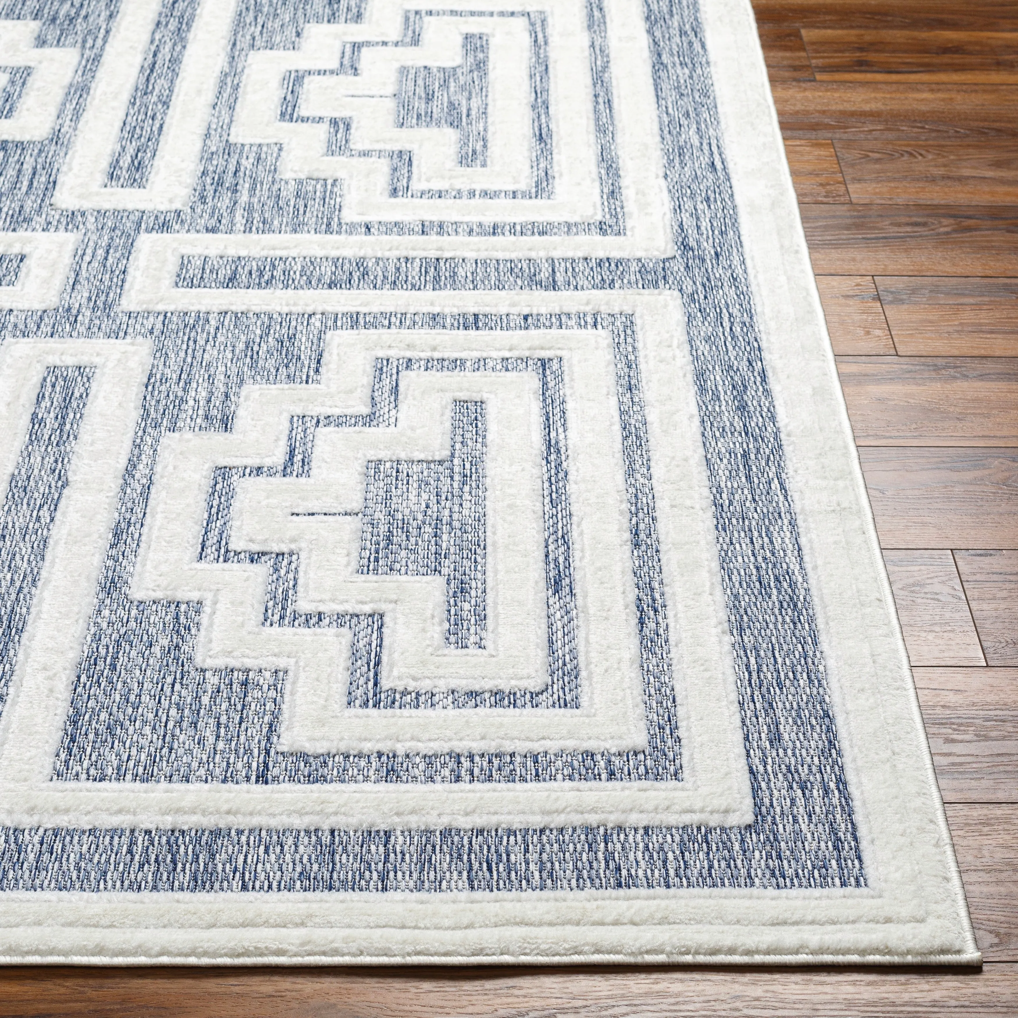 Livabliss San Diego Indoor/ Outdoor Geometric Area Rug