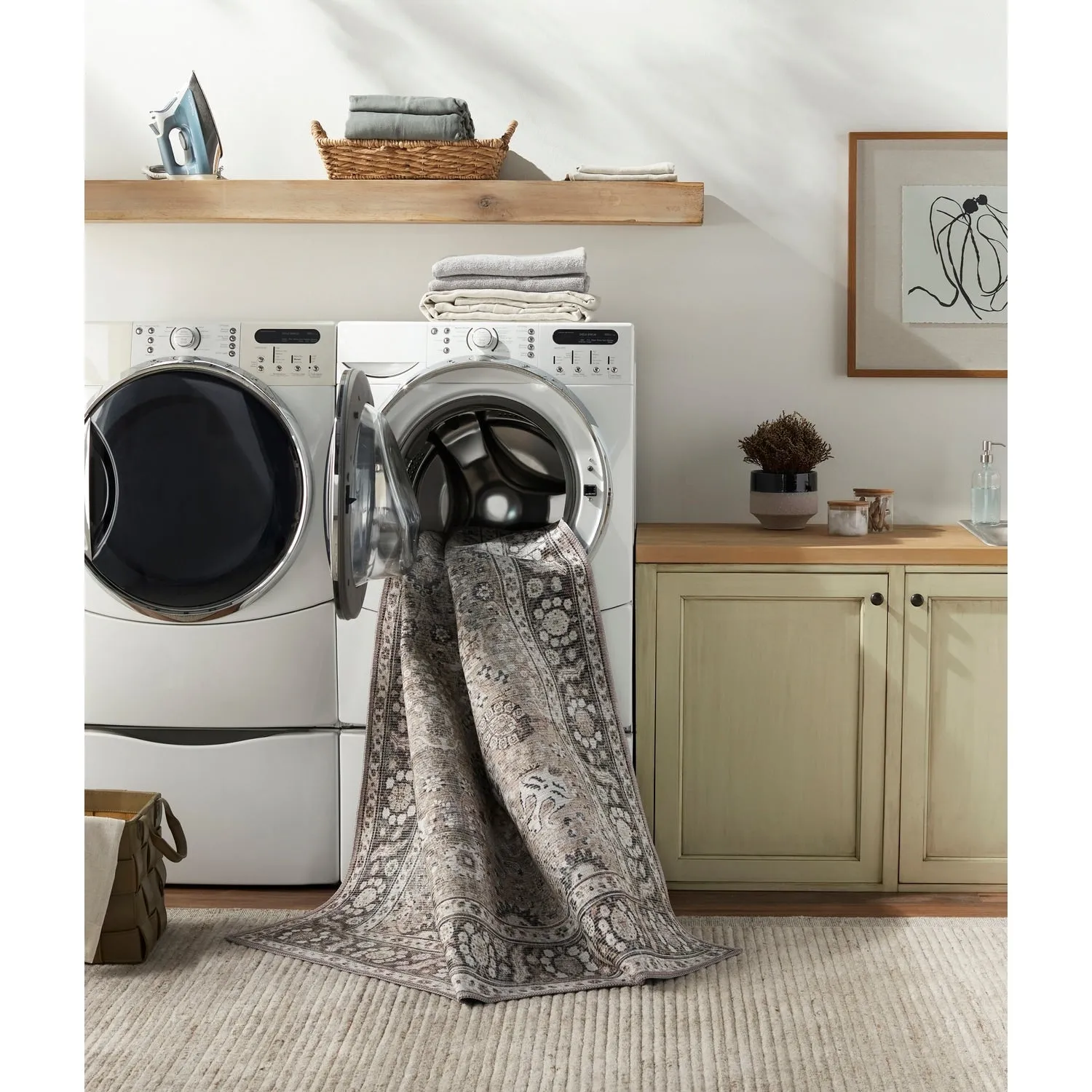 Livabliss Thea Persian Floral Printed Machine Washable Area Rug