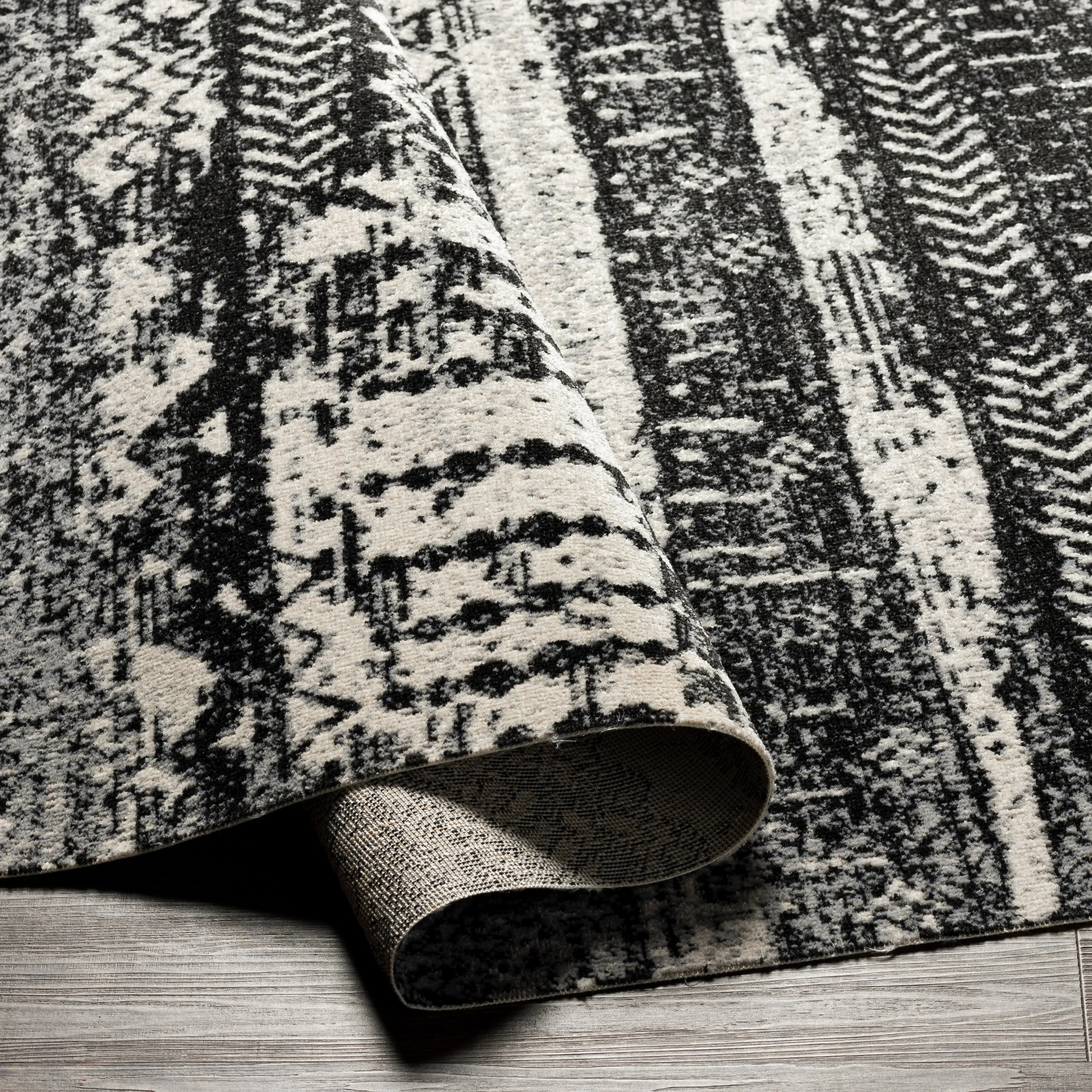 Livabliss Trina Bohemian Machine Washable Area Rug