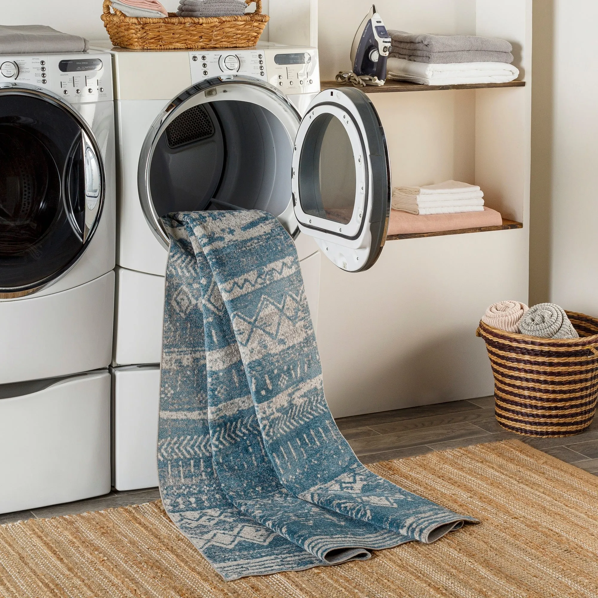 Livabliss Trina Bohemian Machine Washable Area Rug