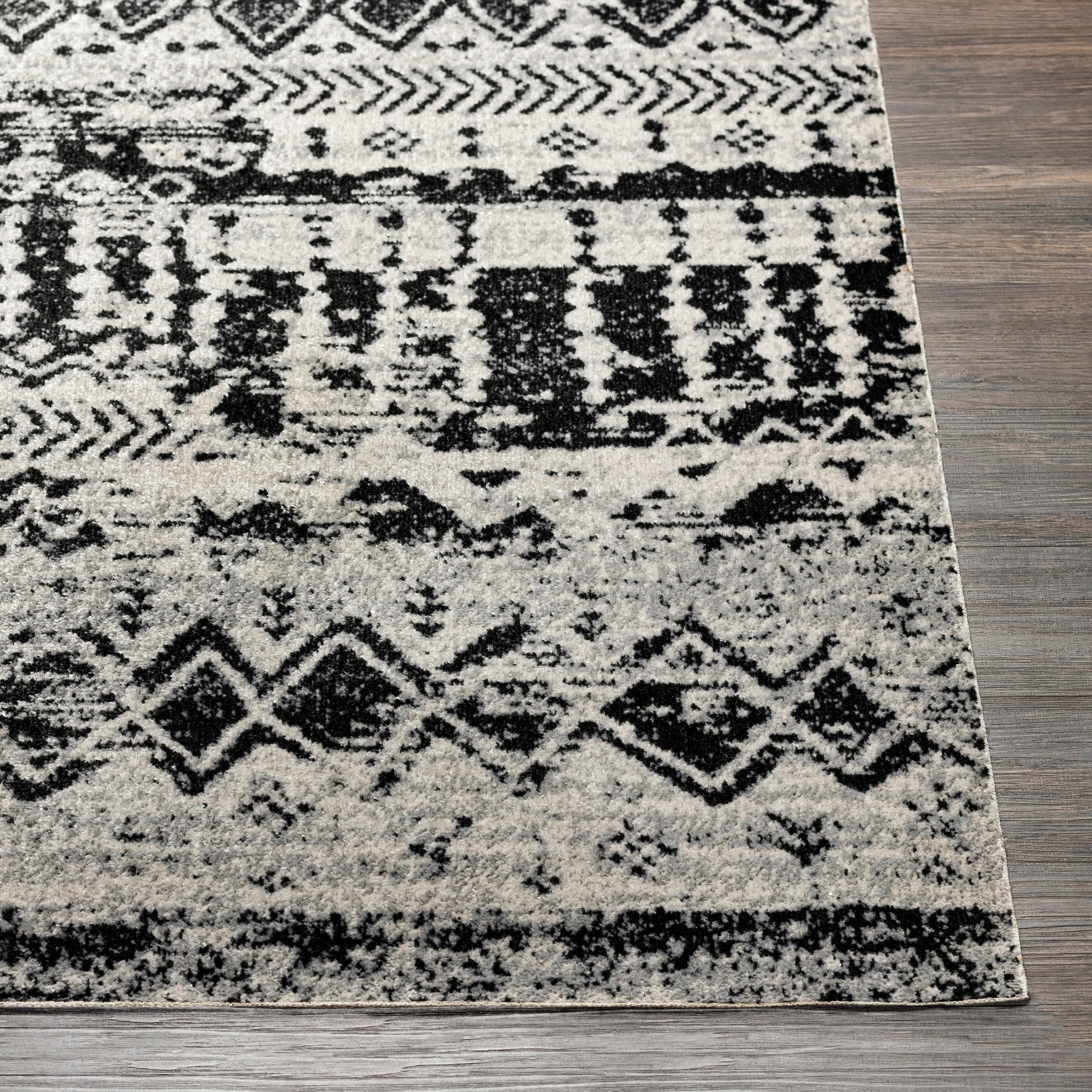 Livabliss Trina Bohemian Machine Washable Area Rug