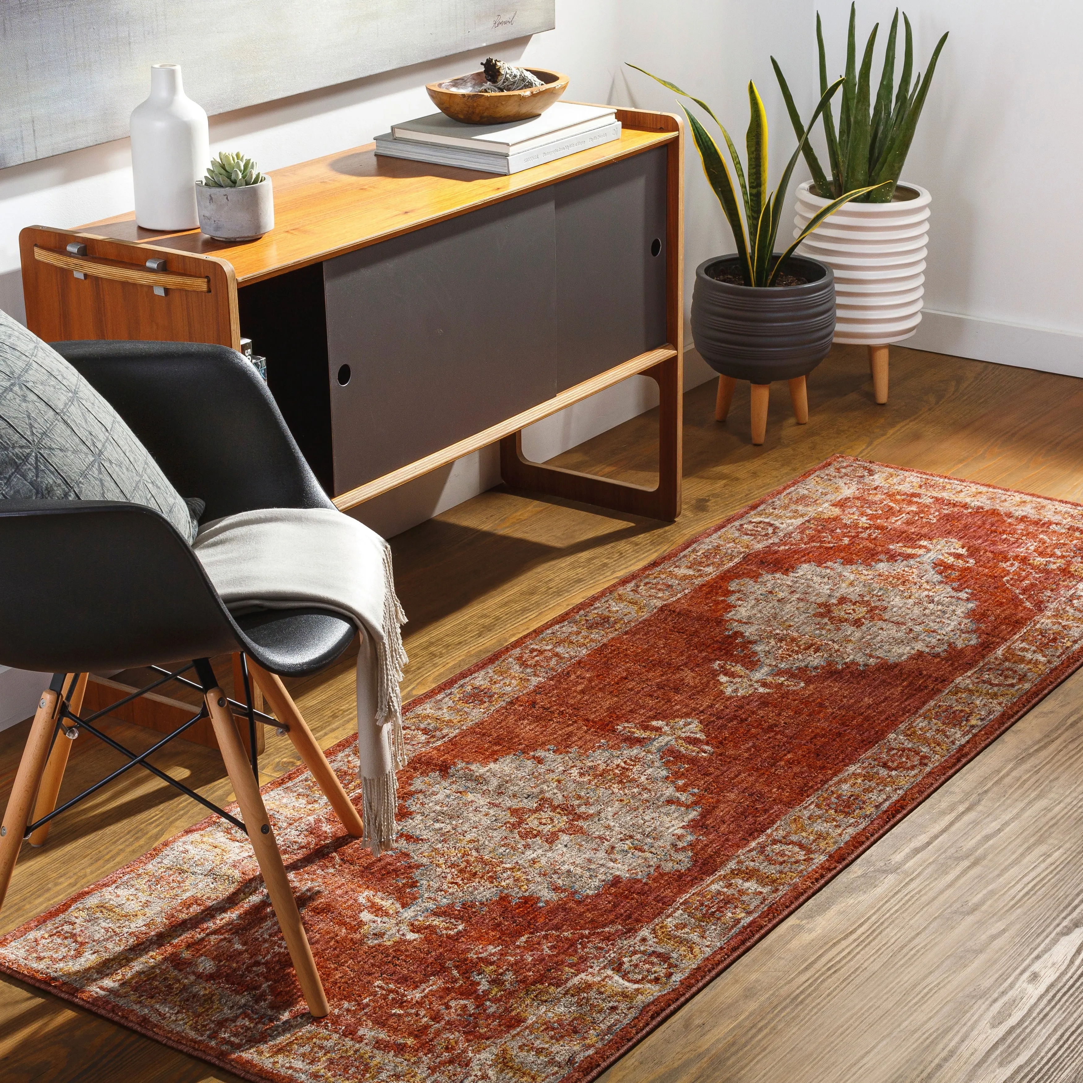 Livabliss Turrine Traditional Area Rug