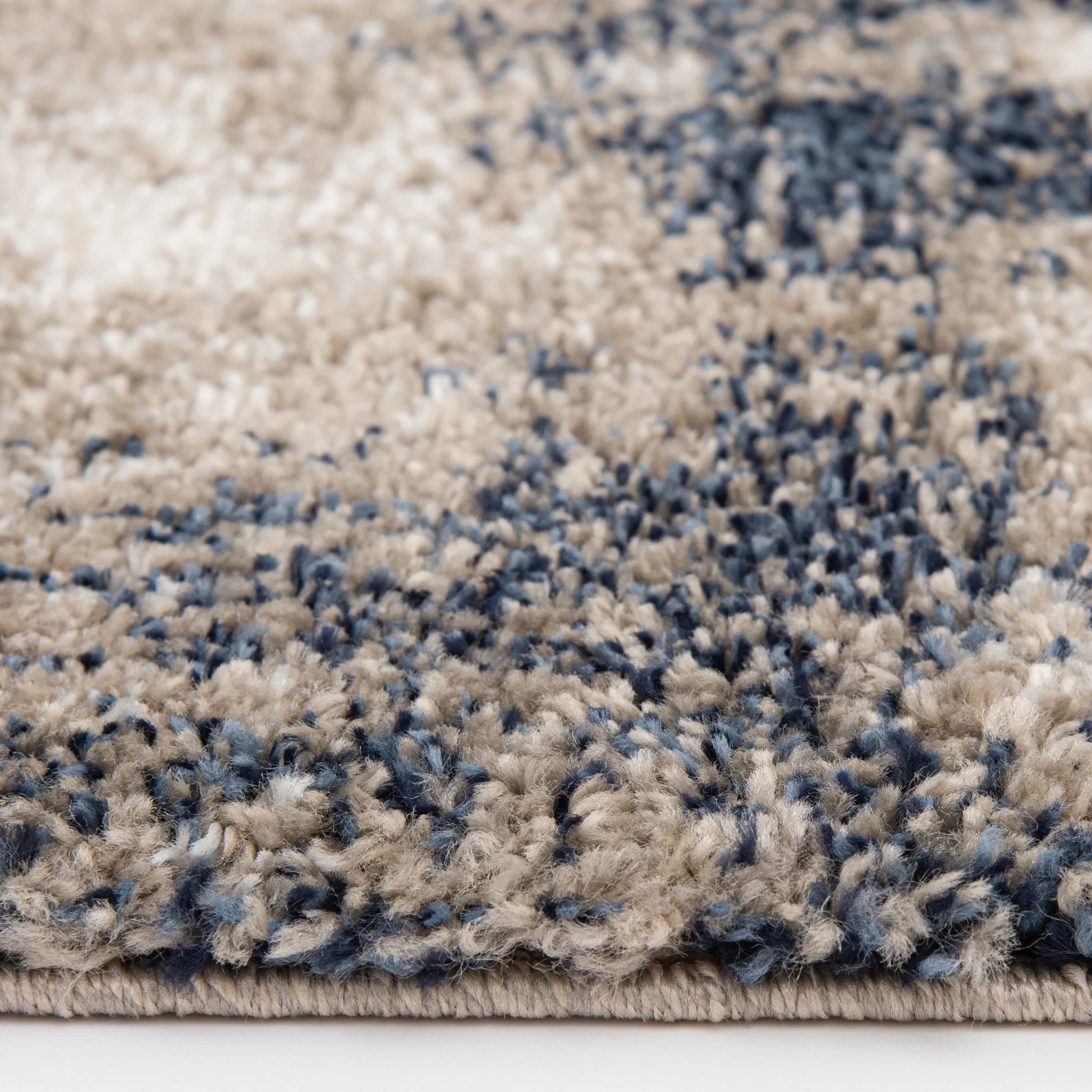 Loomaknoti Toronto Edmarndo White Area Rug