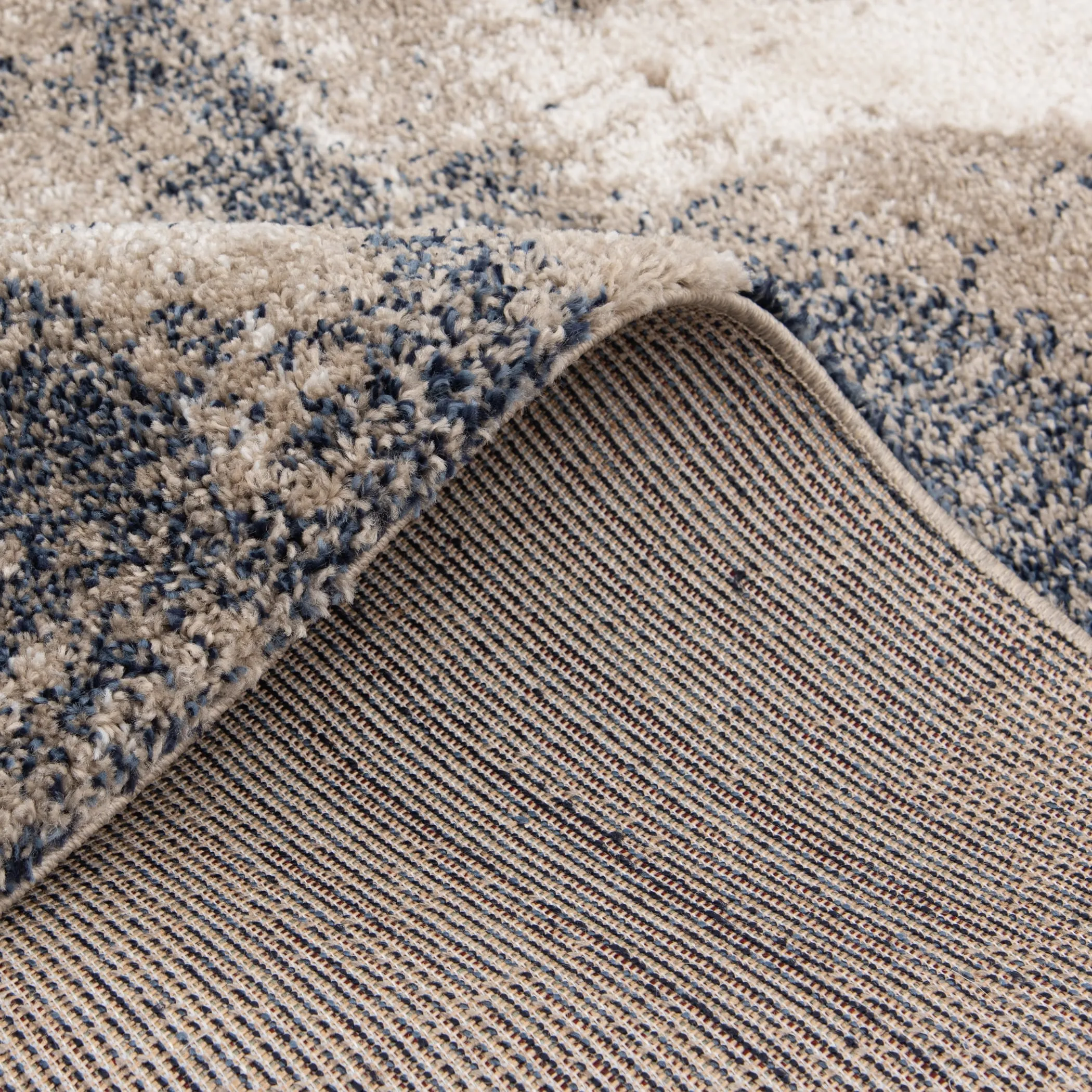 Loomaknoti Toronto Edmarndo White Area Rug
