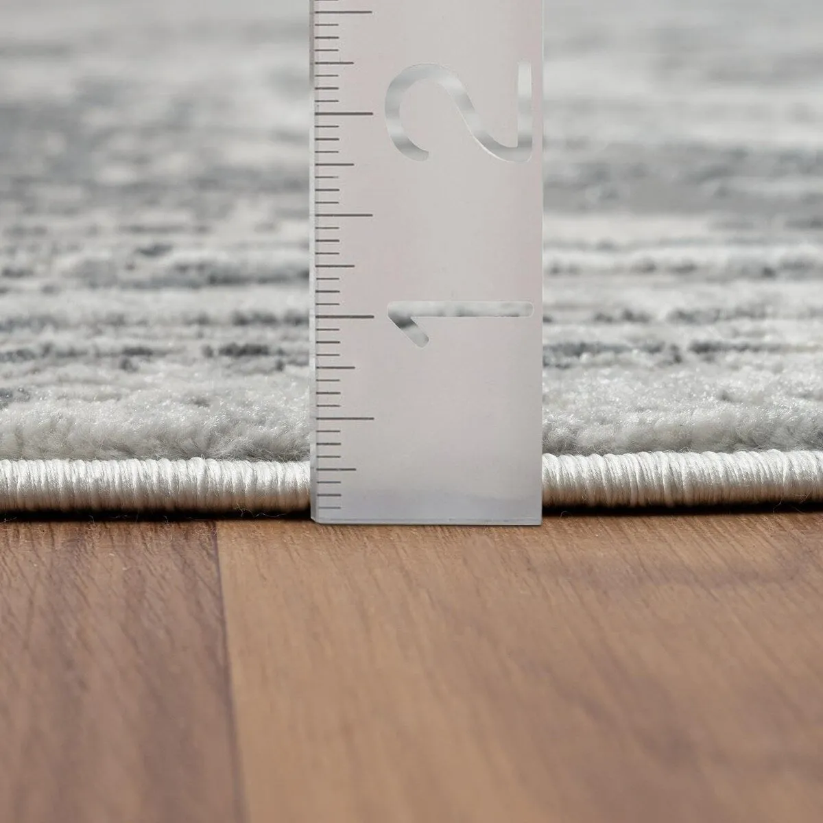 Luxe Weavers Marble Swirl Area Rug. Stain-Resistant Carpet