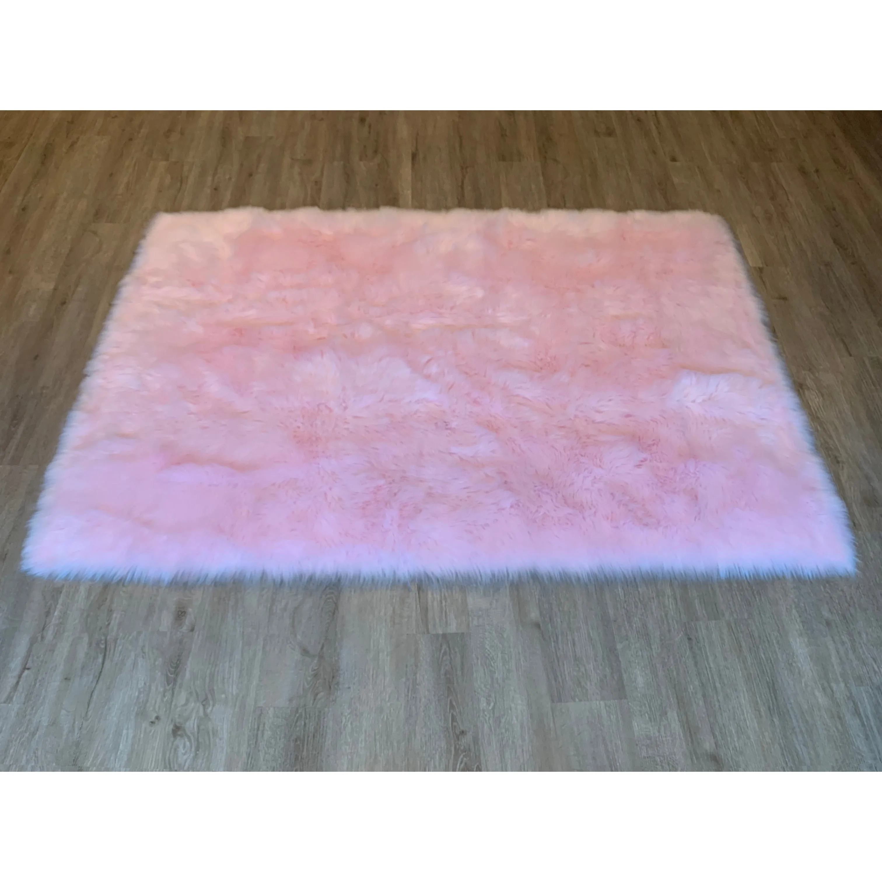Luxurious Faux Sheepskin Area Rug