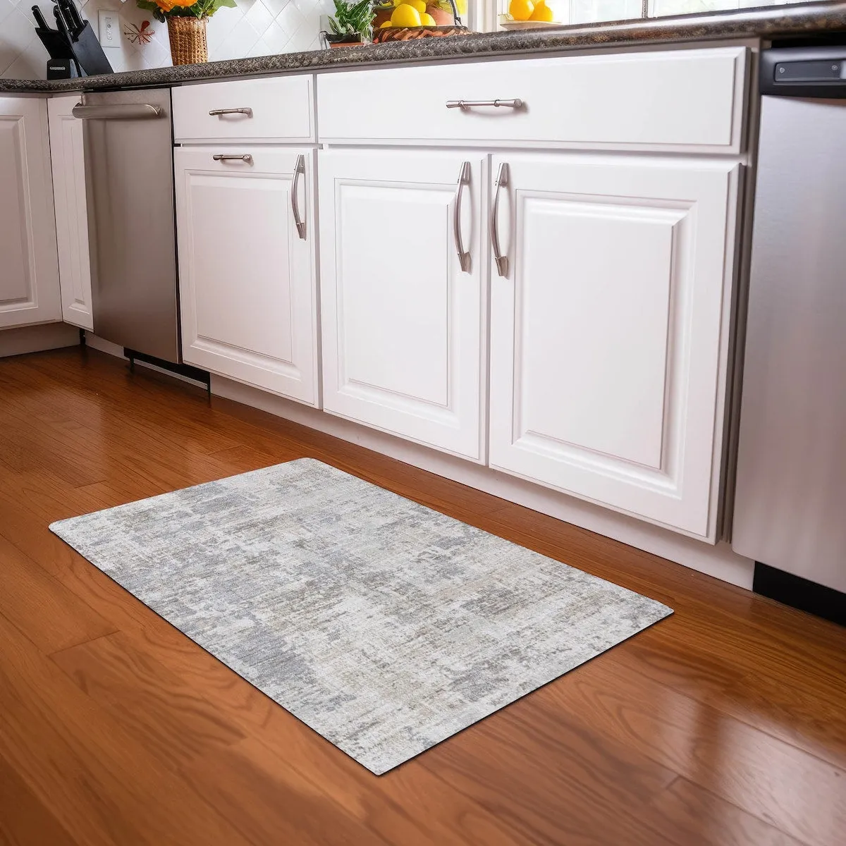 Machine Washable Indoor/ Outdoor Abstract Chantille Rug