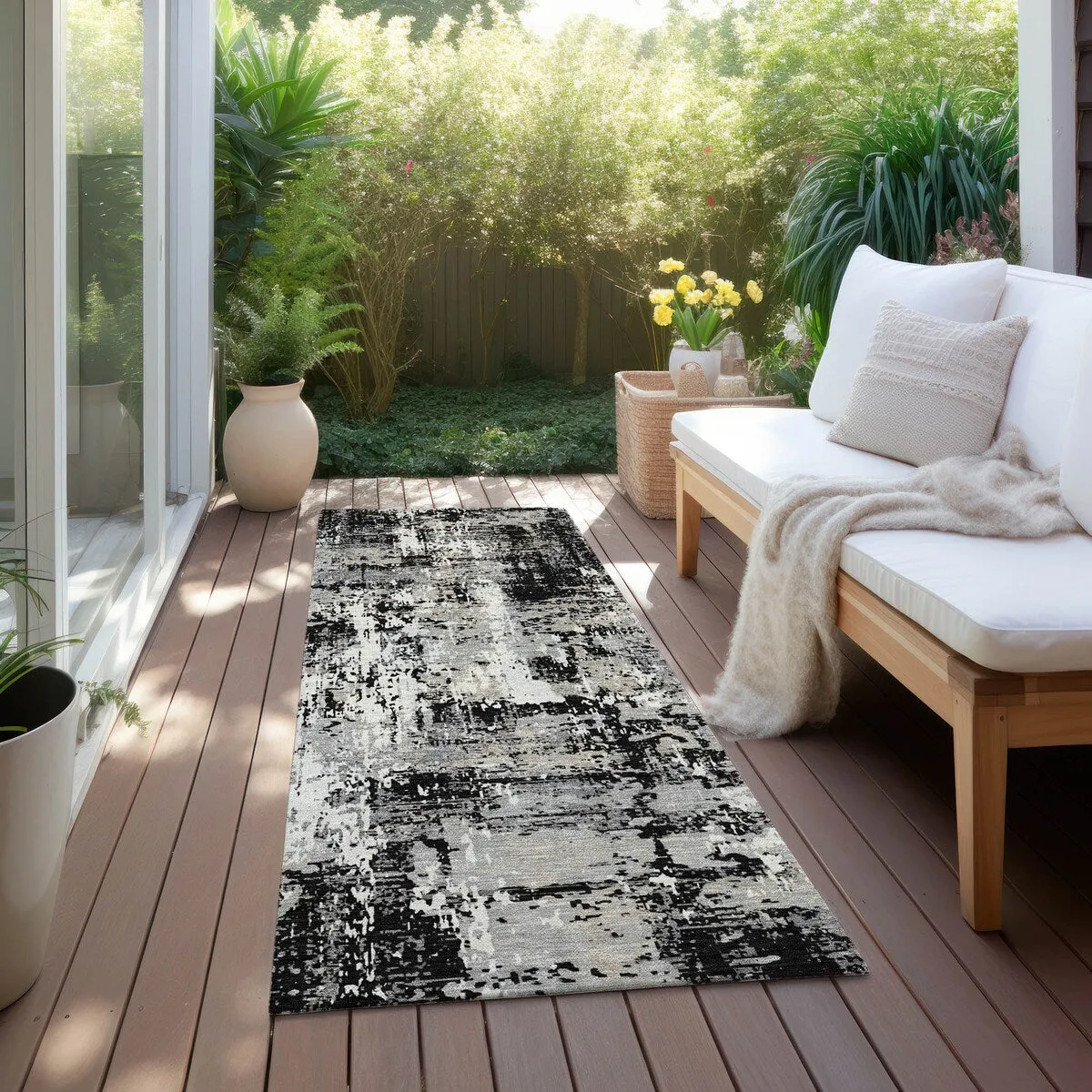 Machine Washable Indoor/ Outdoor Abstract Chantille Rug
