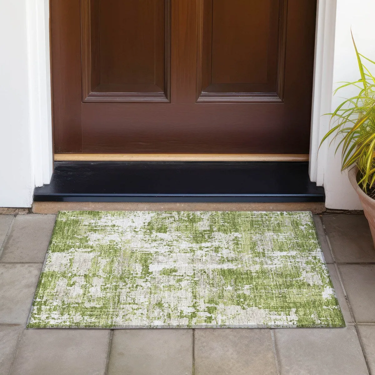 Machine Washable Indoor/ Outdoor Abstract Chantille Rug