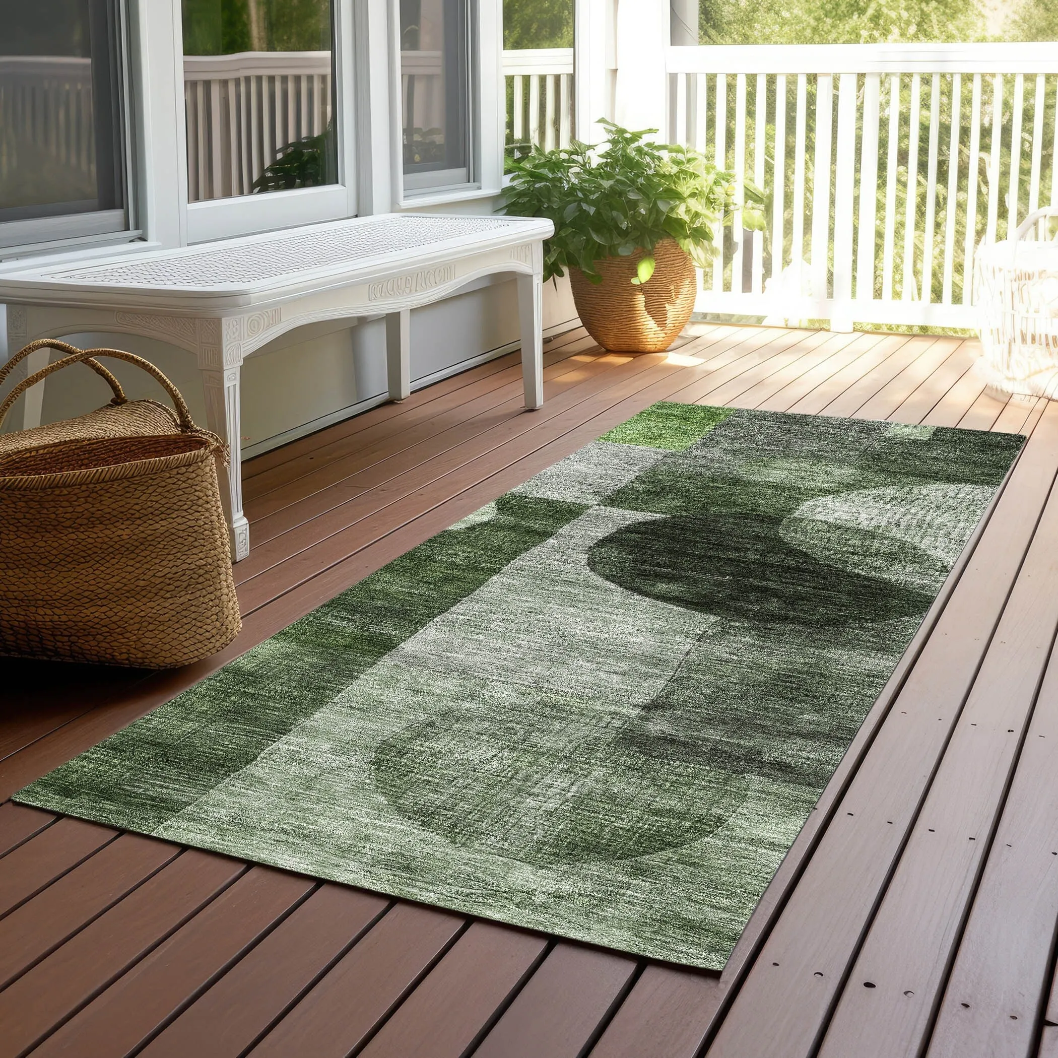 Machine Washable Indoor/ Outdoor Abstract Geo Chantille Rug