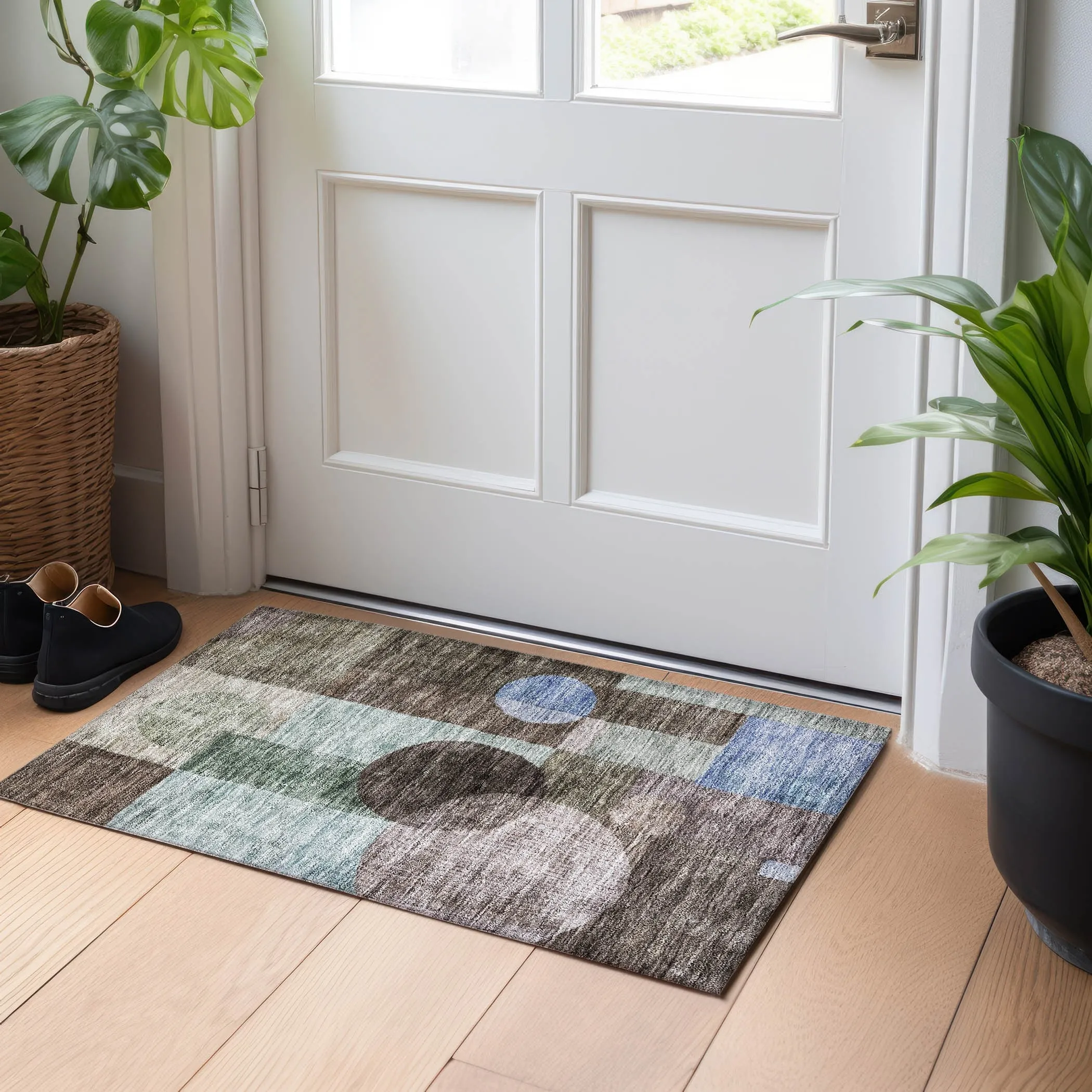 Machine Washable Indoor/ Outdoor Abstract Geo Chantille Rug