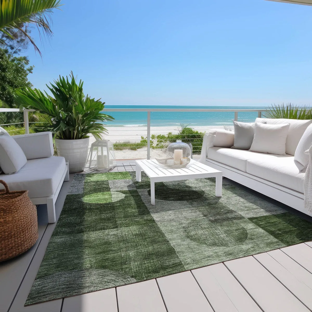 Machine Washable Indoor/ Outdoor Abstract Geo Chantille Rug
