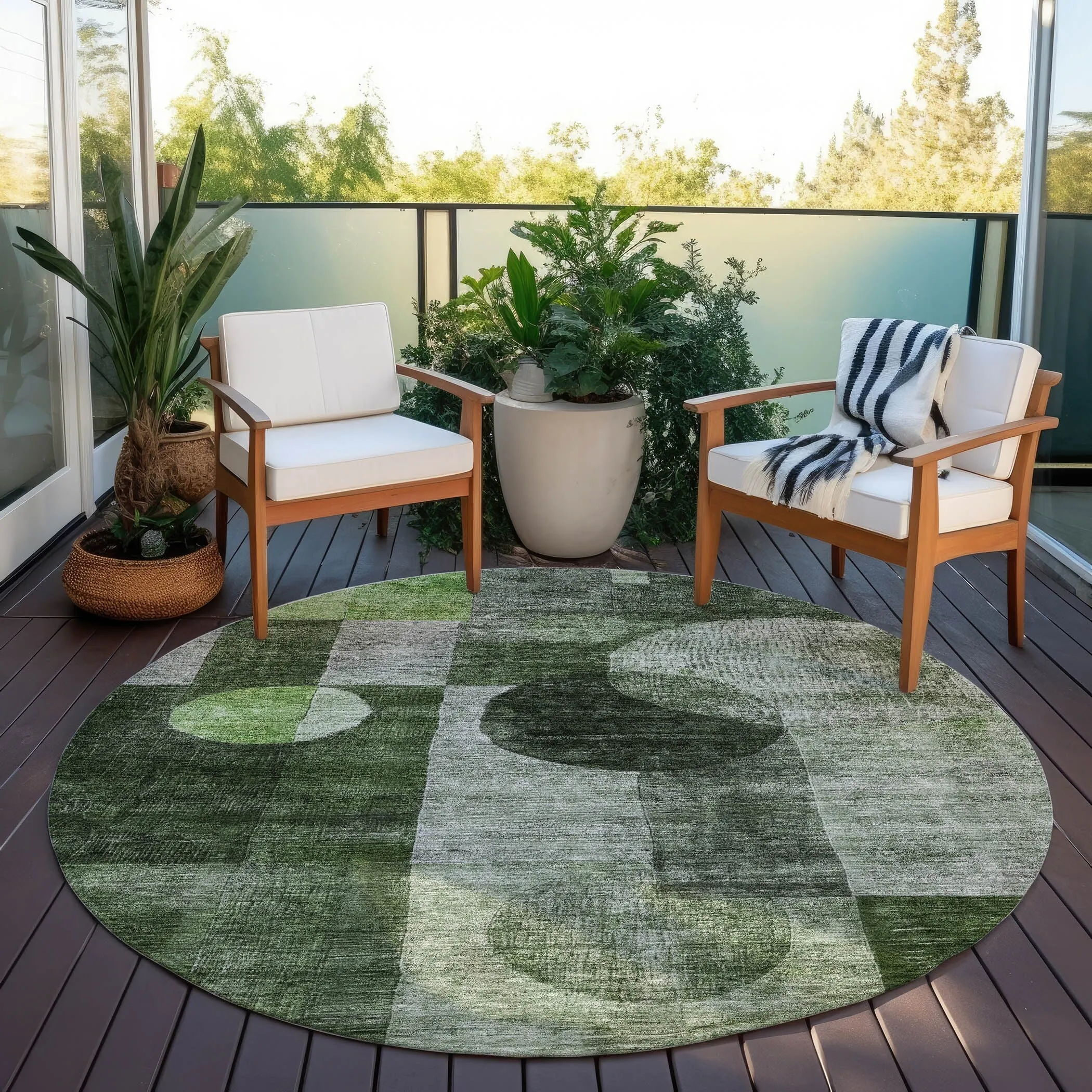 Machine Washable Indoor/ Outdoor Abstract Geo Chantille Rug