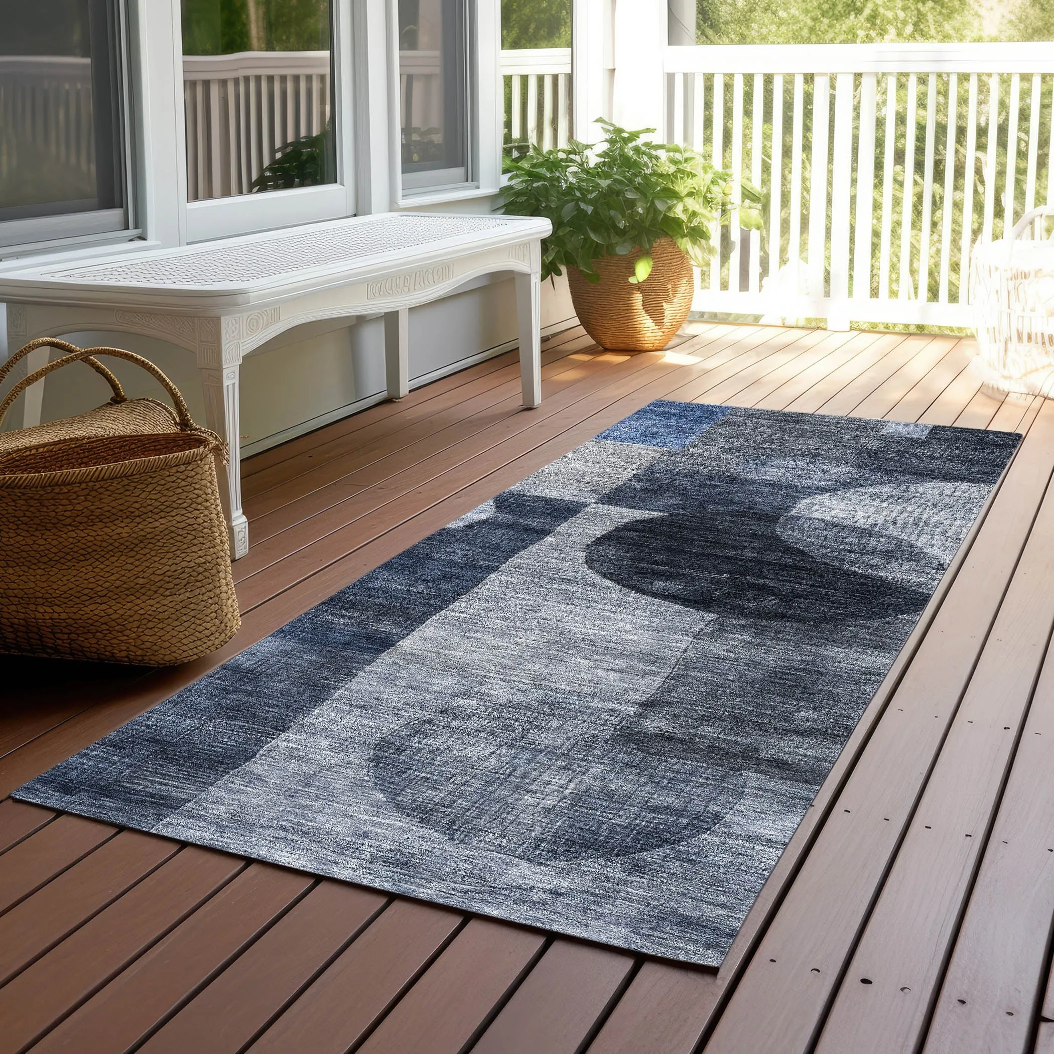 Machine Washable Indoor/ Outdoor Abstract Geo Chantille Rug
