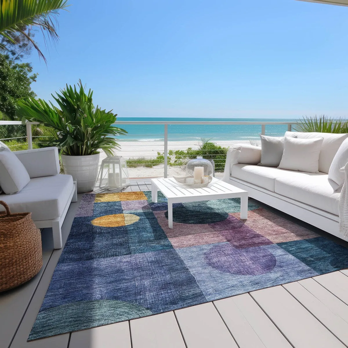 Machine Washable Indoor/ Outdoor Abstract Geo Chantille Rug