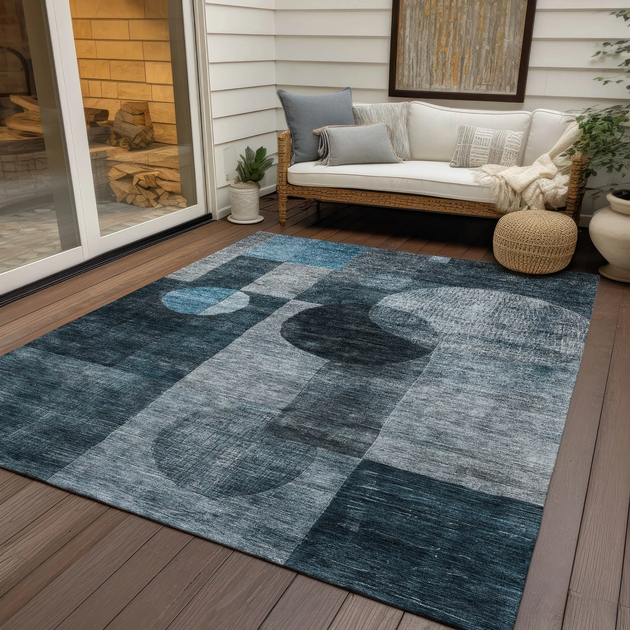 Machine Washable Indoor/ Outdoor Abstract Geo Chantille Rug