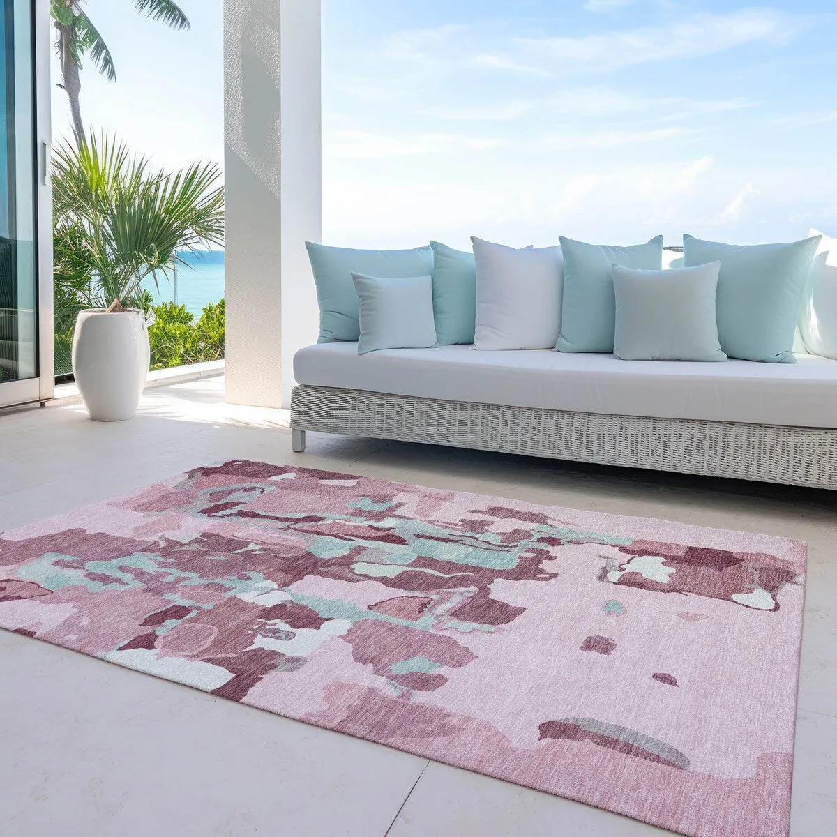 Machine Washable Indoor/ Outdoor Abstract Glam Chantille Rug