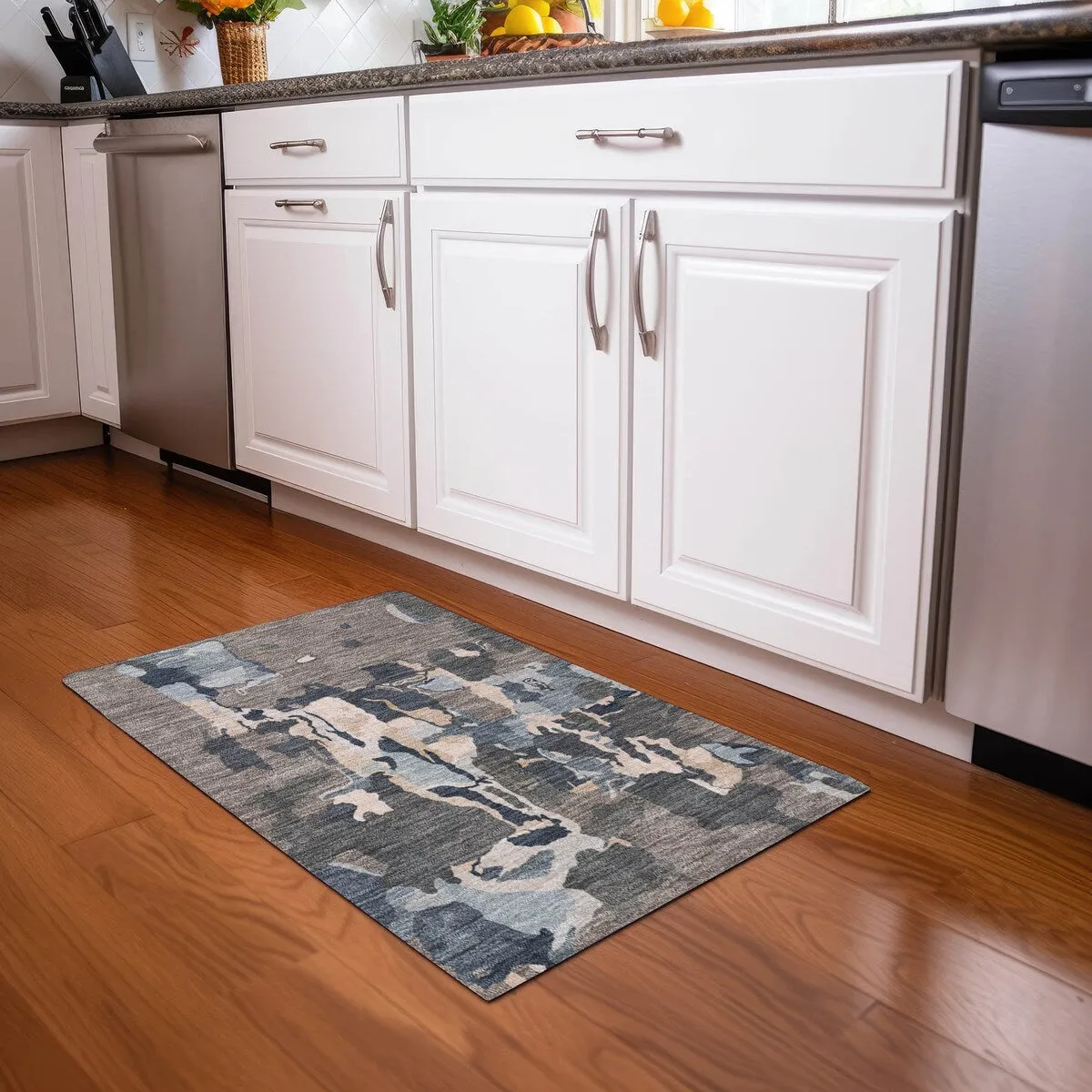 Machine Washable Indoor/ Outdoor Abstract Glam Chantille Rug