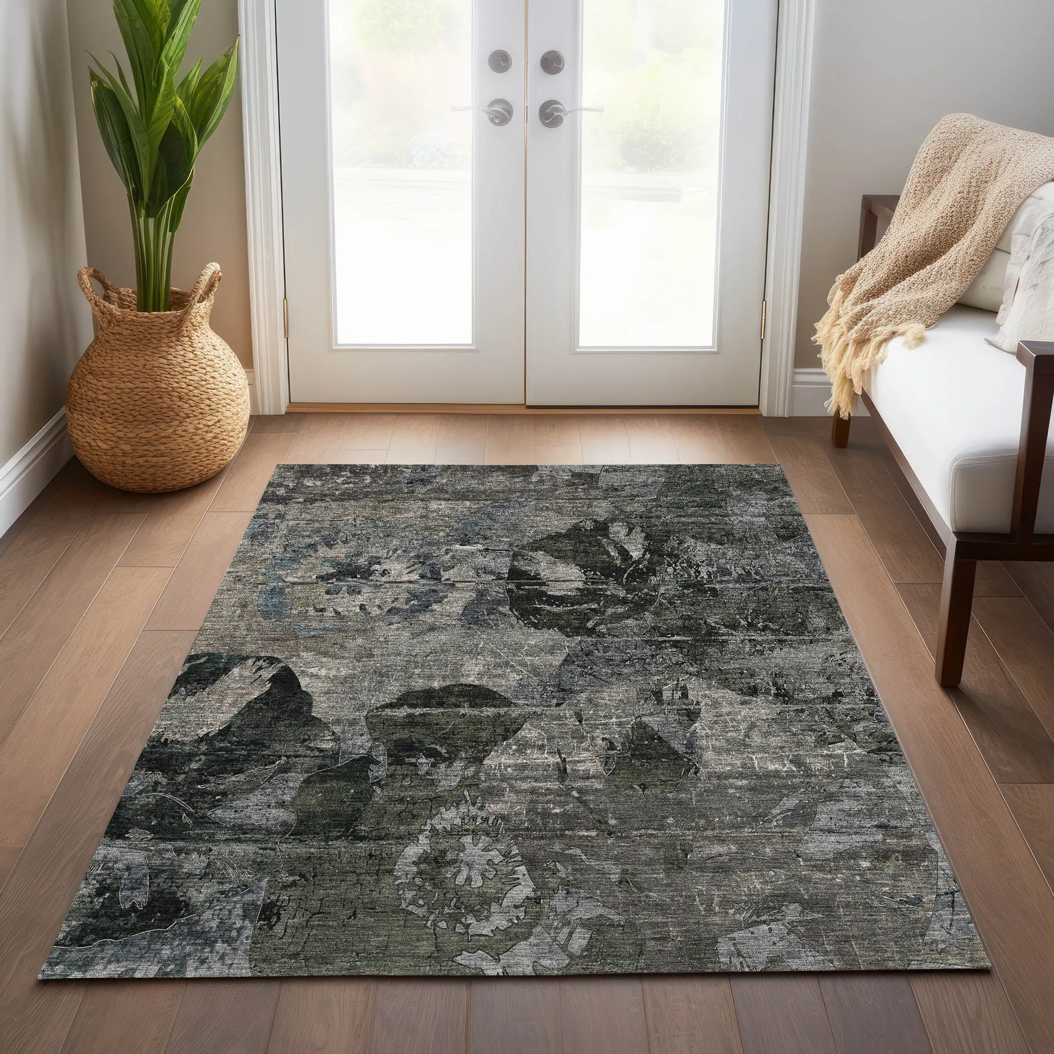 Machine Washable Indoor/ Outdoor Abstract Leaves Chantille Rug