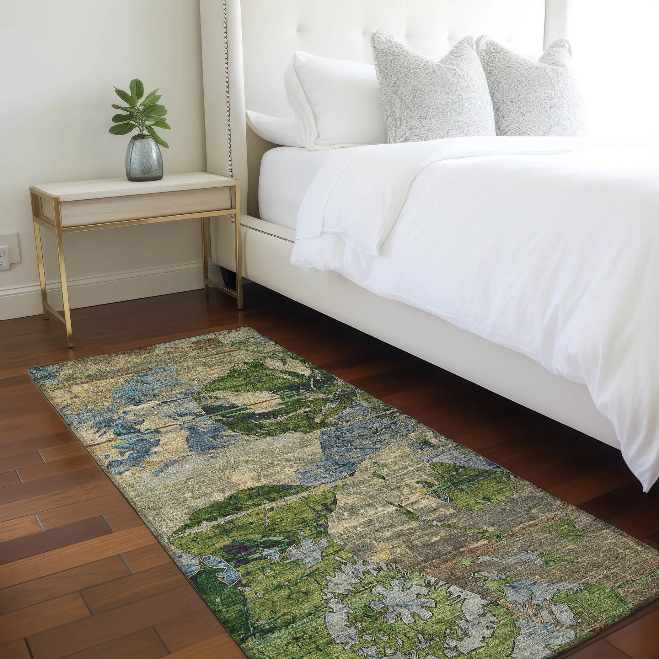 Machine Washable Indoor/ Outdoor Abstract Leaves Chantille Rug